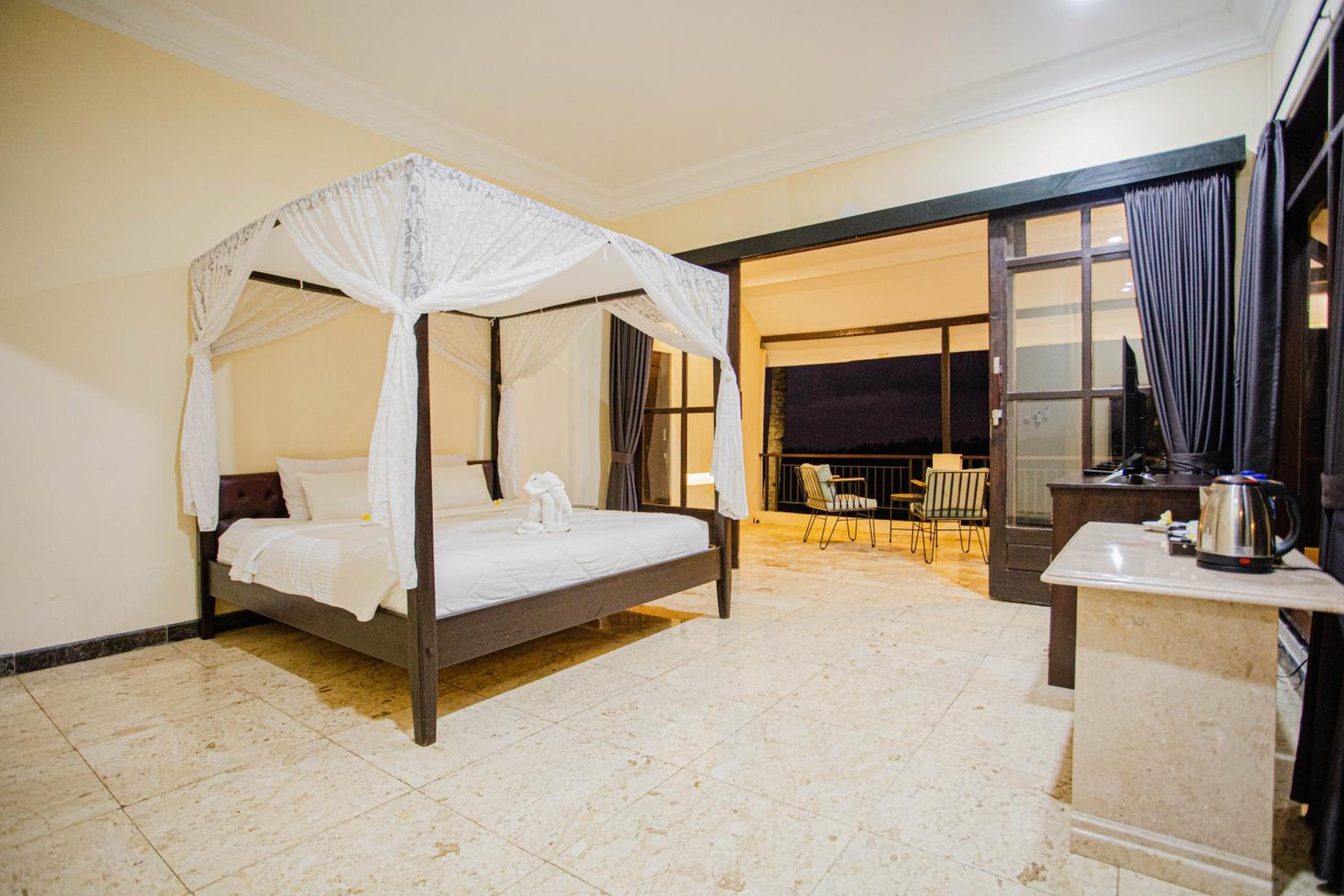Deluxe Double or Twin Room with Mountain View - Photo 1