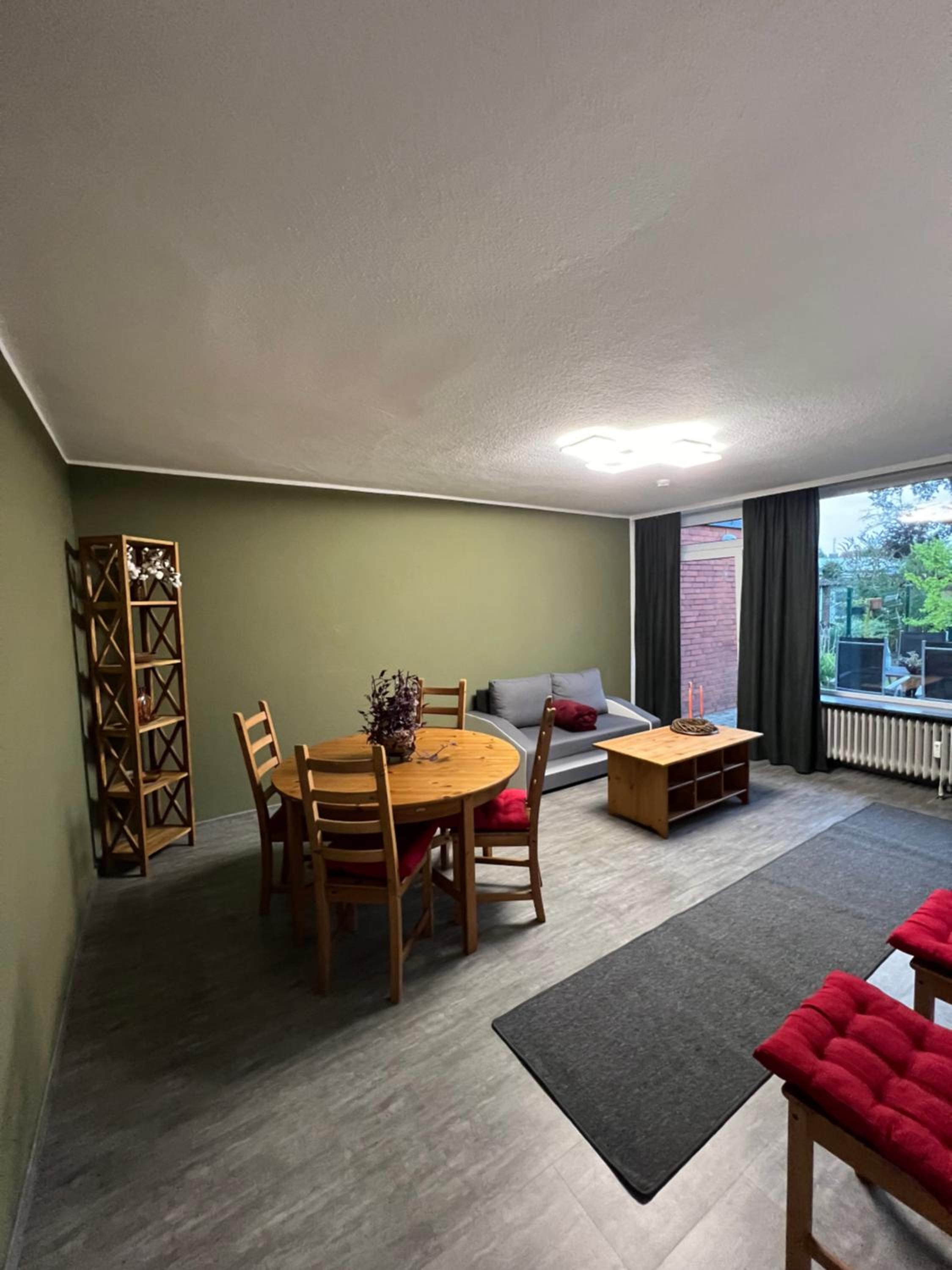 One-Bedroom Apartment photo 3