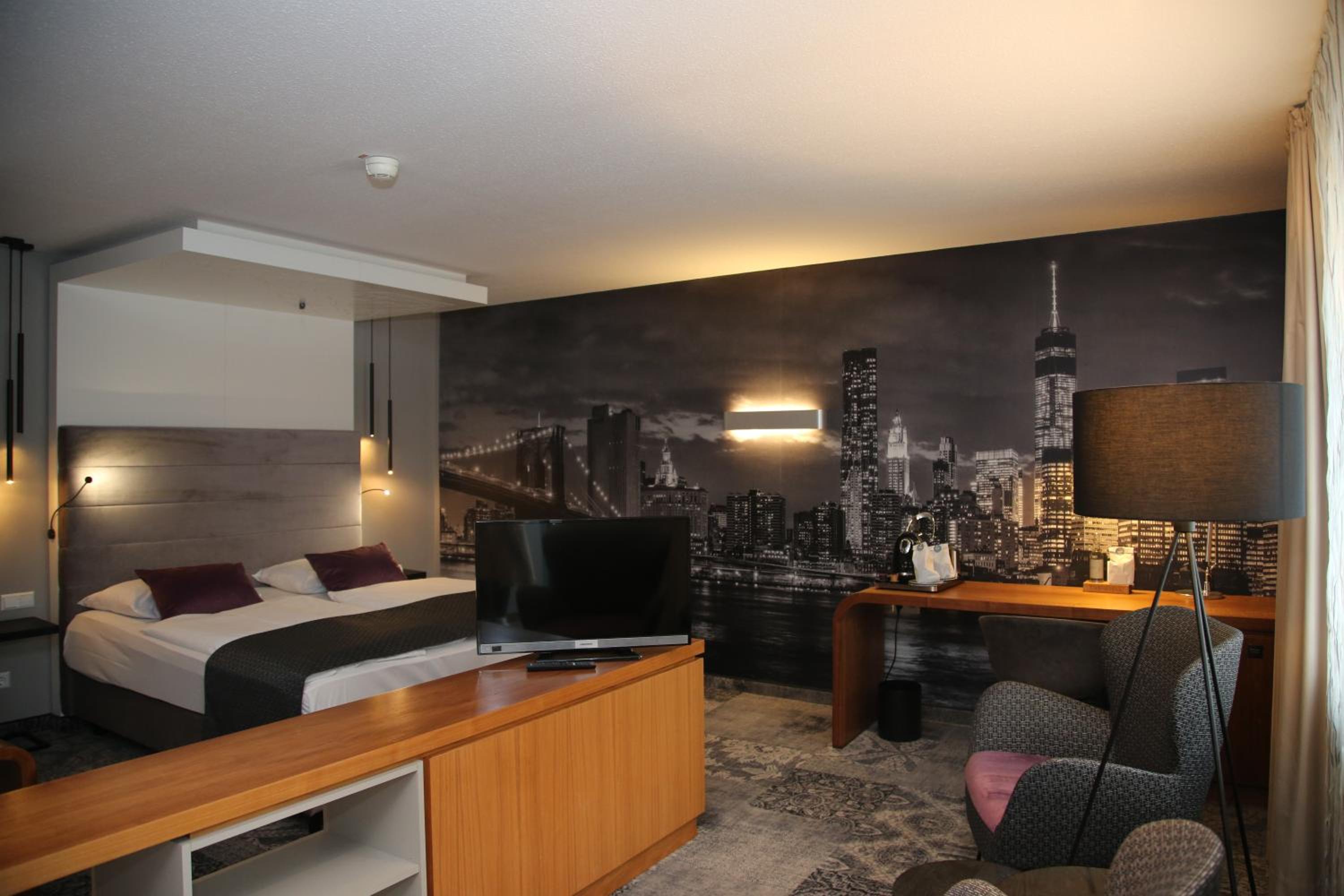 Double Room - Photo 6