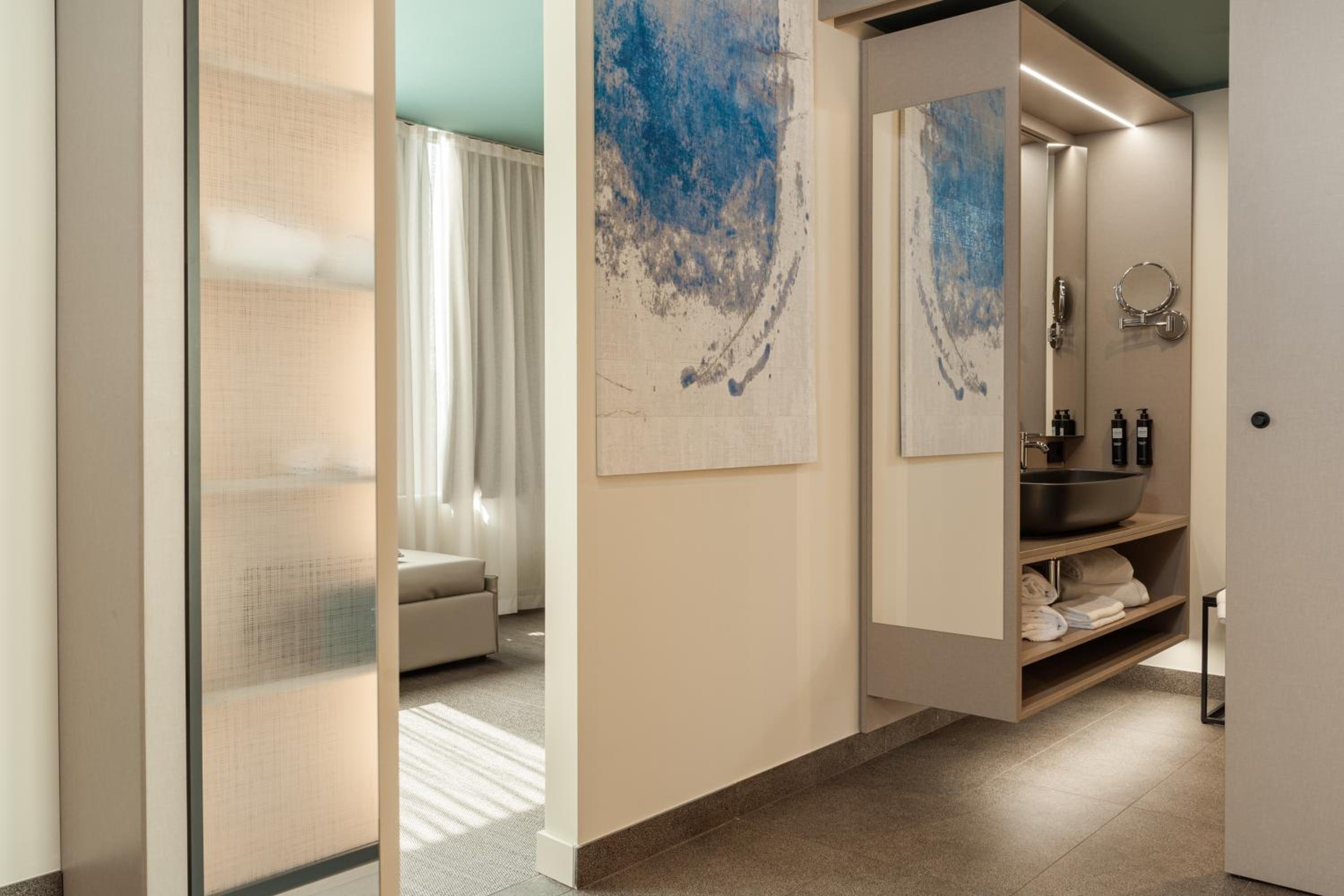 Executive Suite photo 3