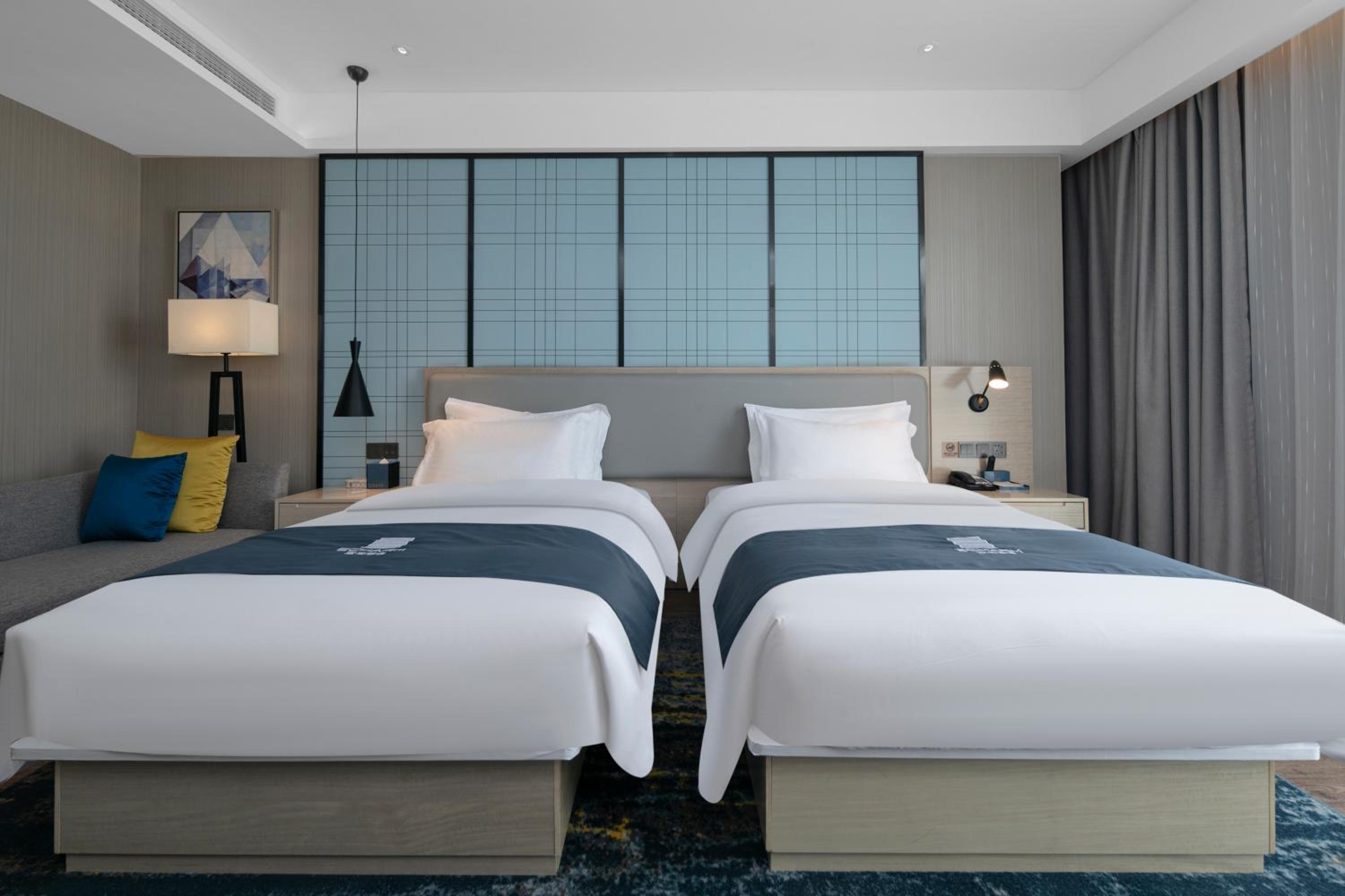 Deluxe Twin Room photo 3