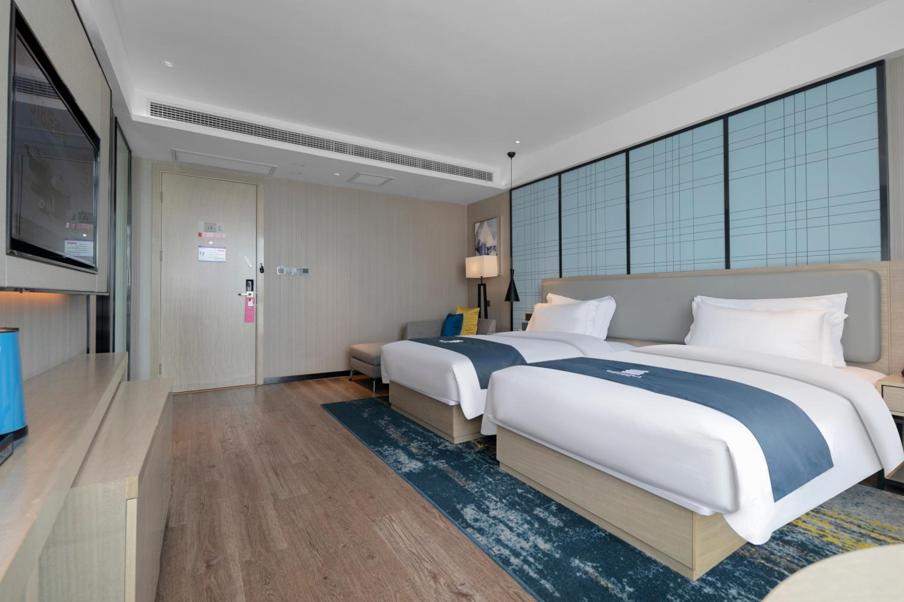 Deluxe Twin Room photo 2