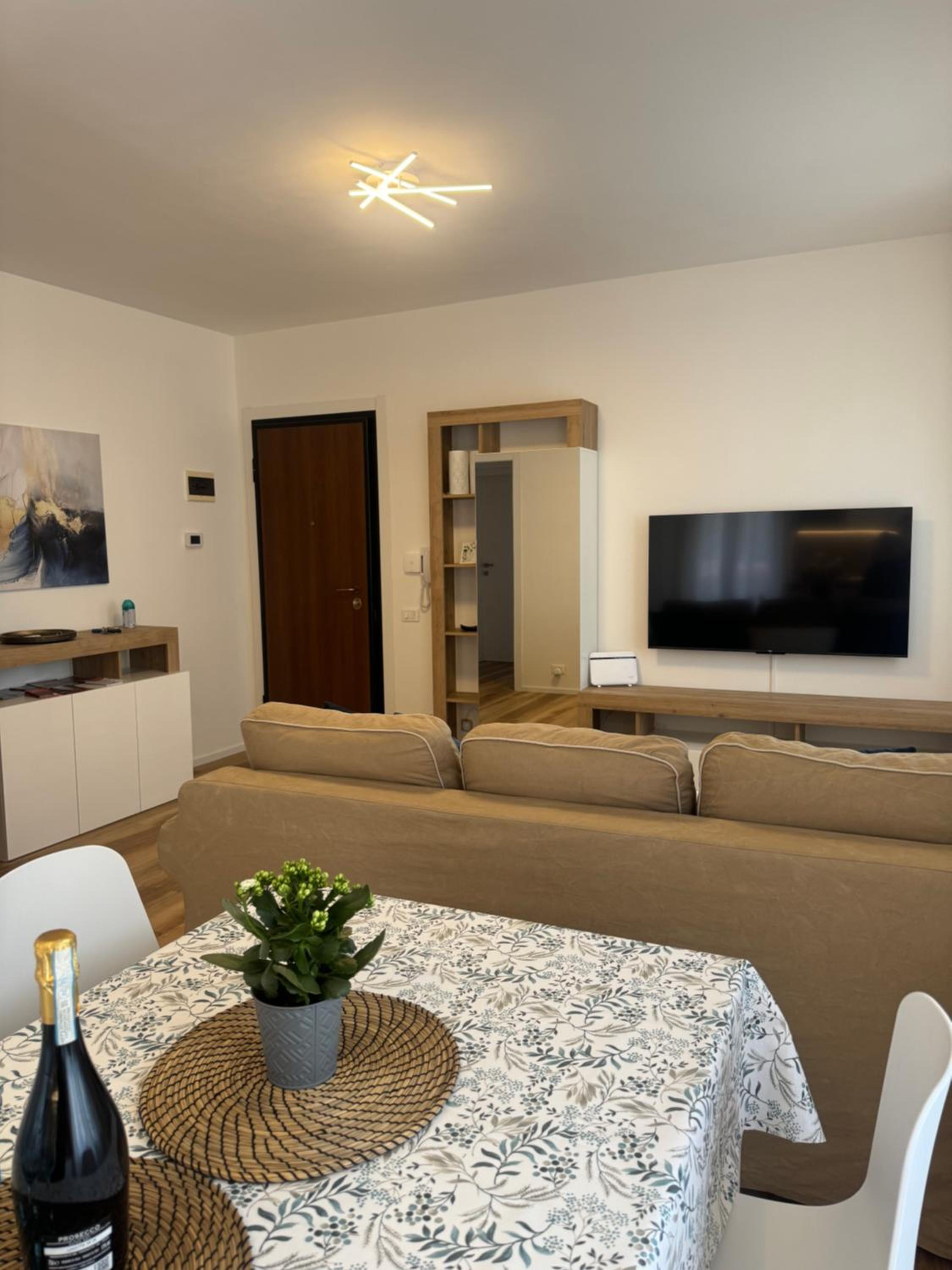 Studio Apartment photo 3