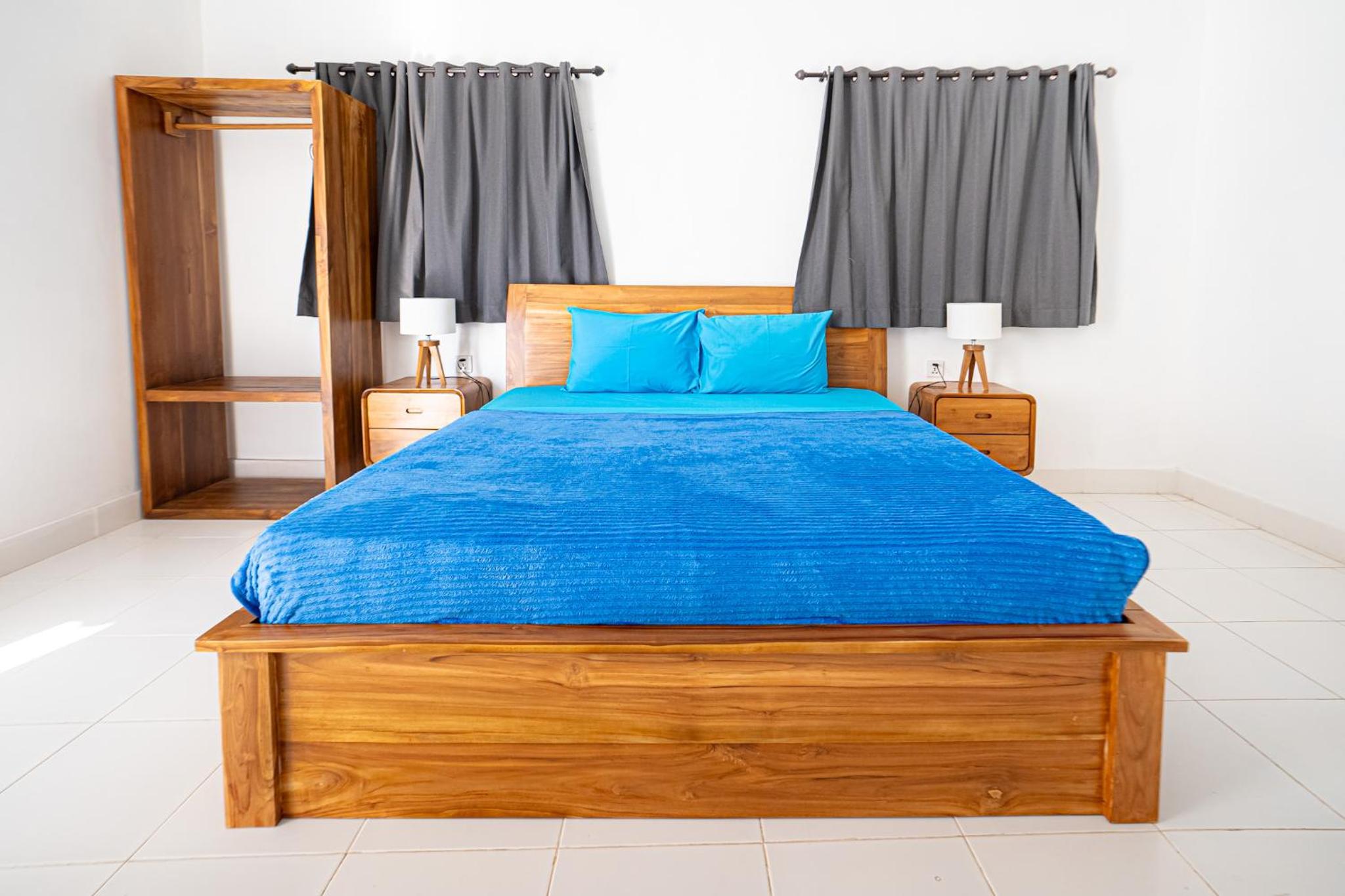 Deluxe King Room - Photo 2