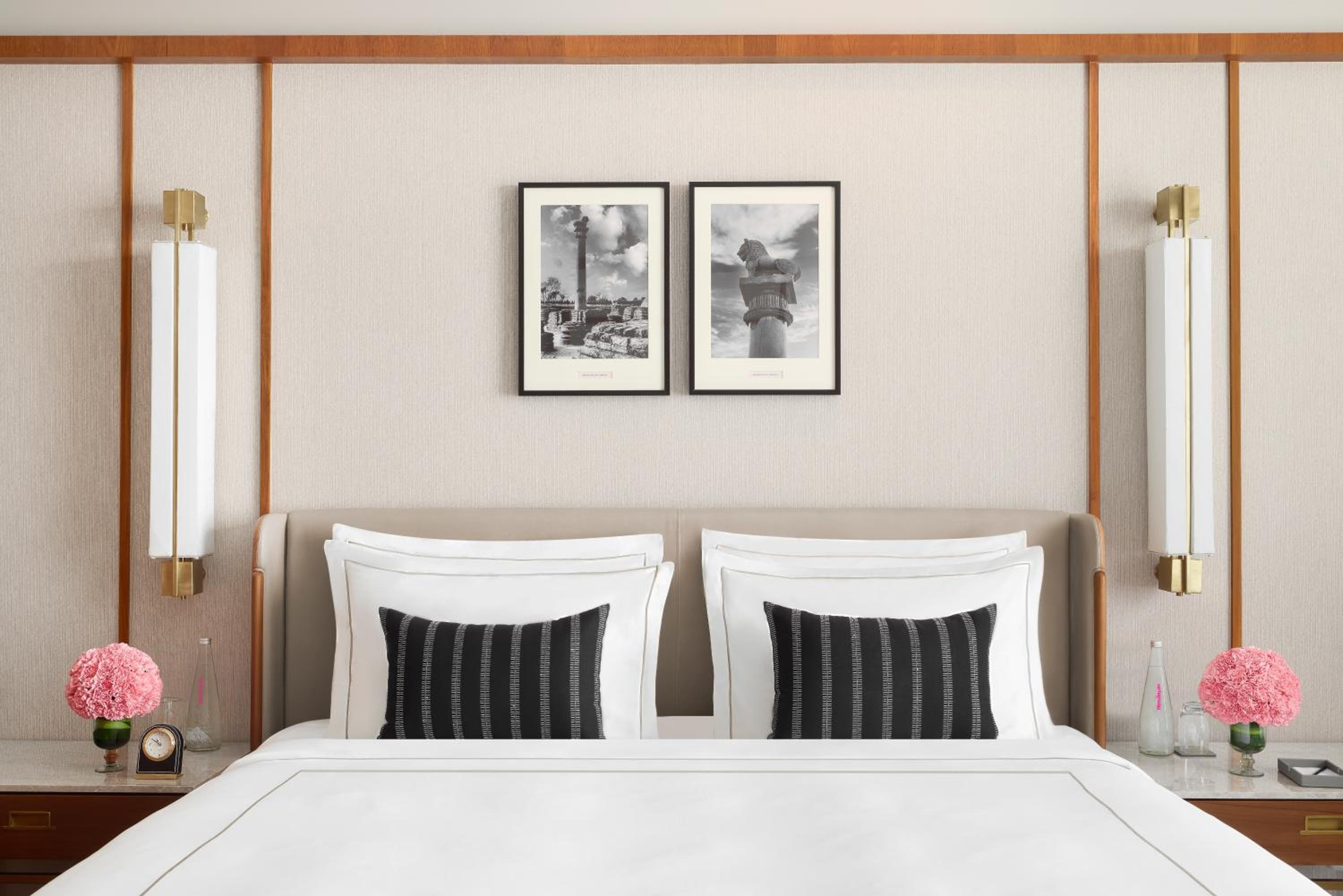 Deluxe Room King Bed