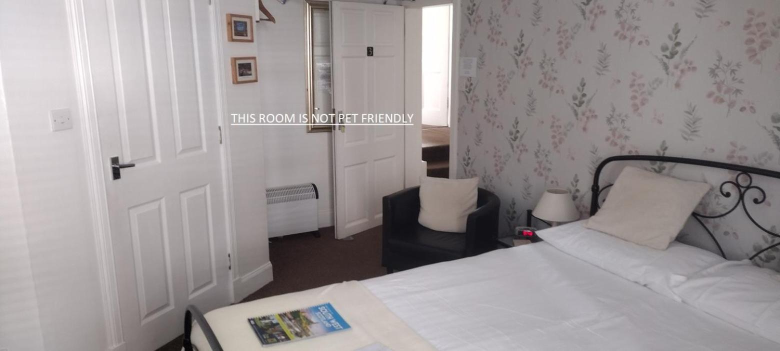 Standard King Room photo 2