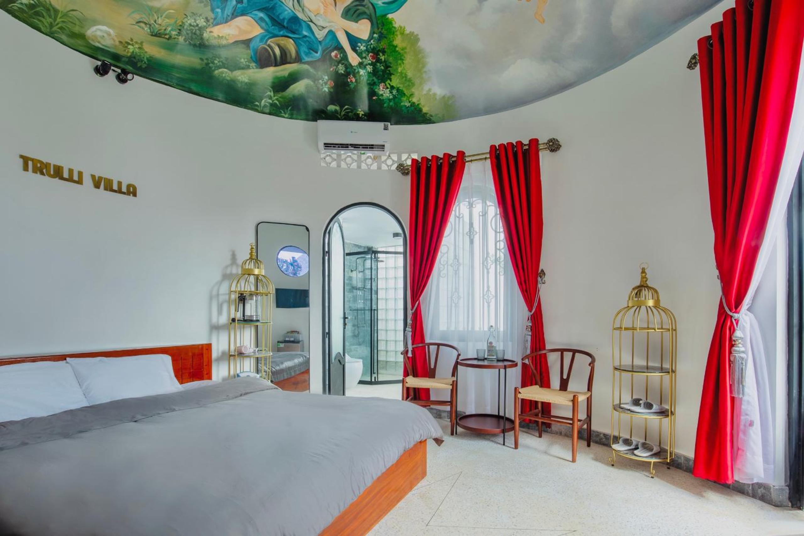 Deluxe Double Room (2 Adults + 1 Child)