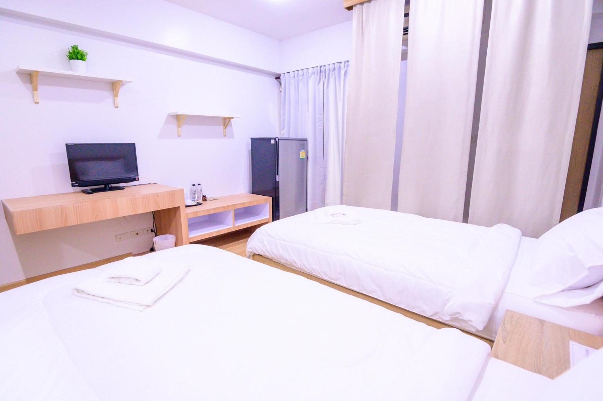 Deluxe Twin Room photo 3