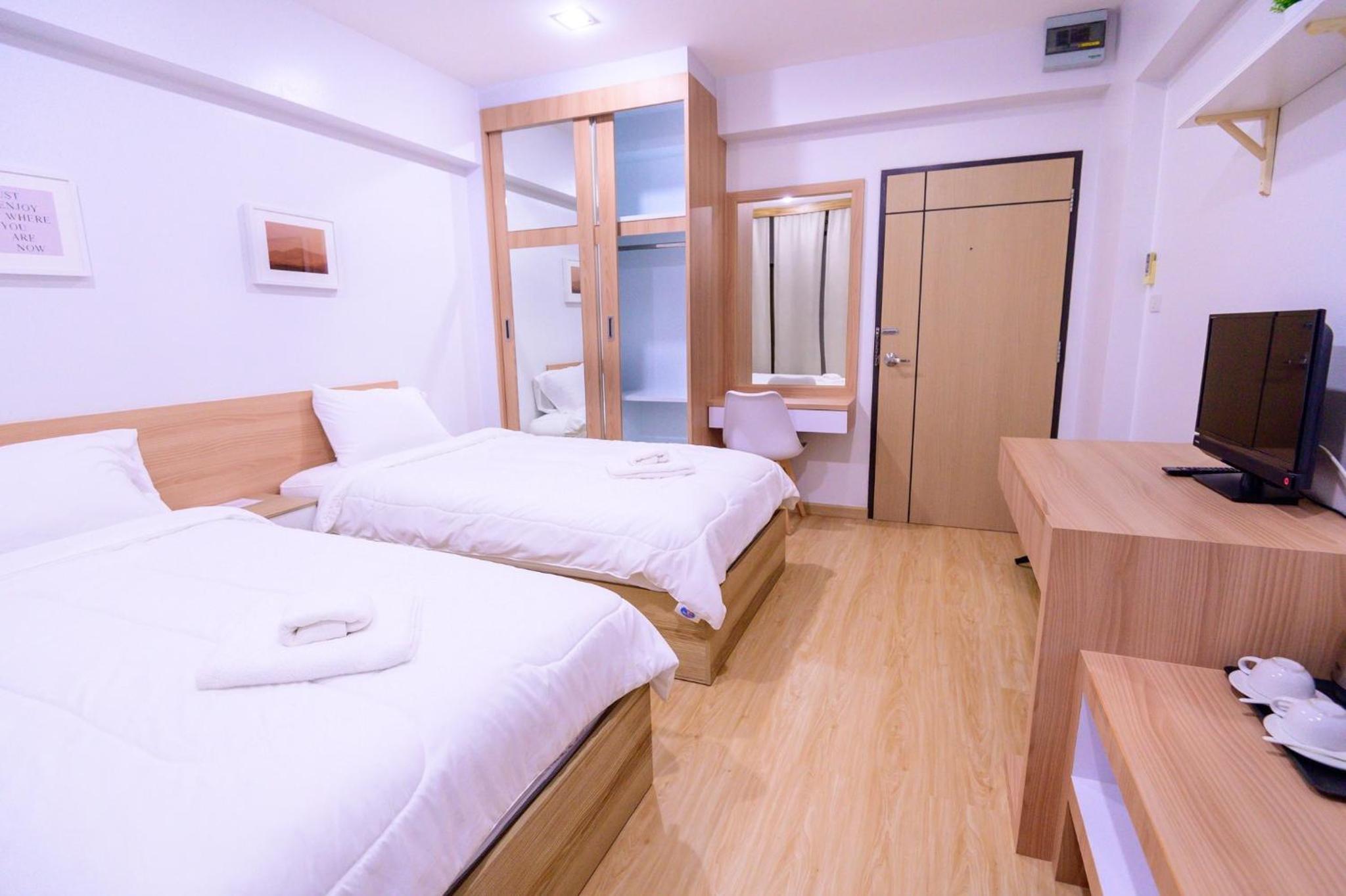 Deluxe Twin Room photo 2