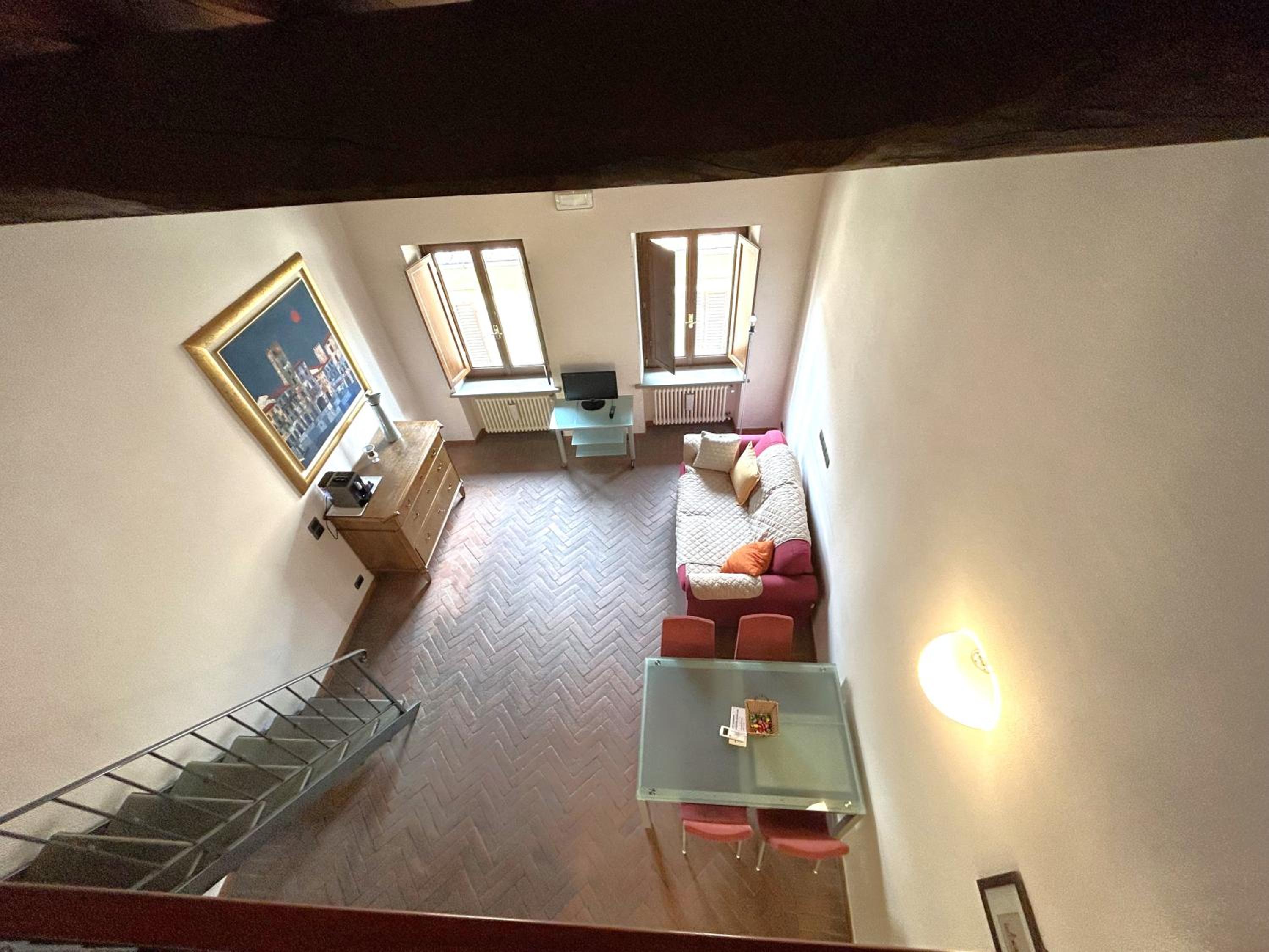 Maisonette photo 2