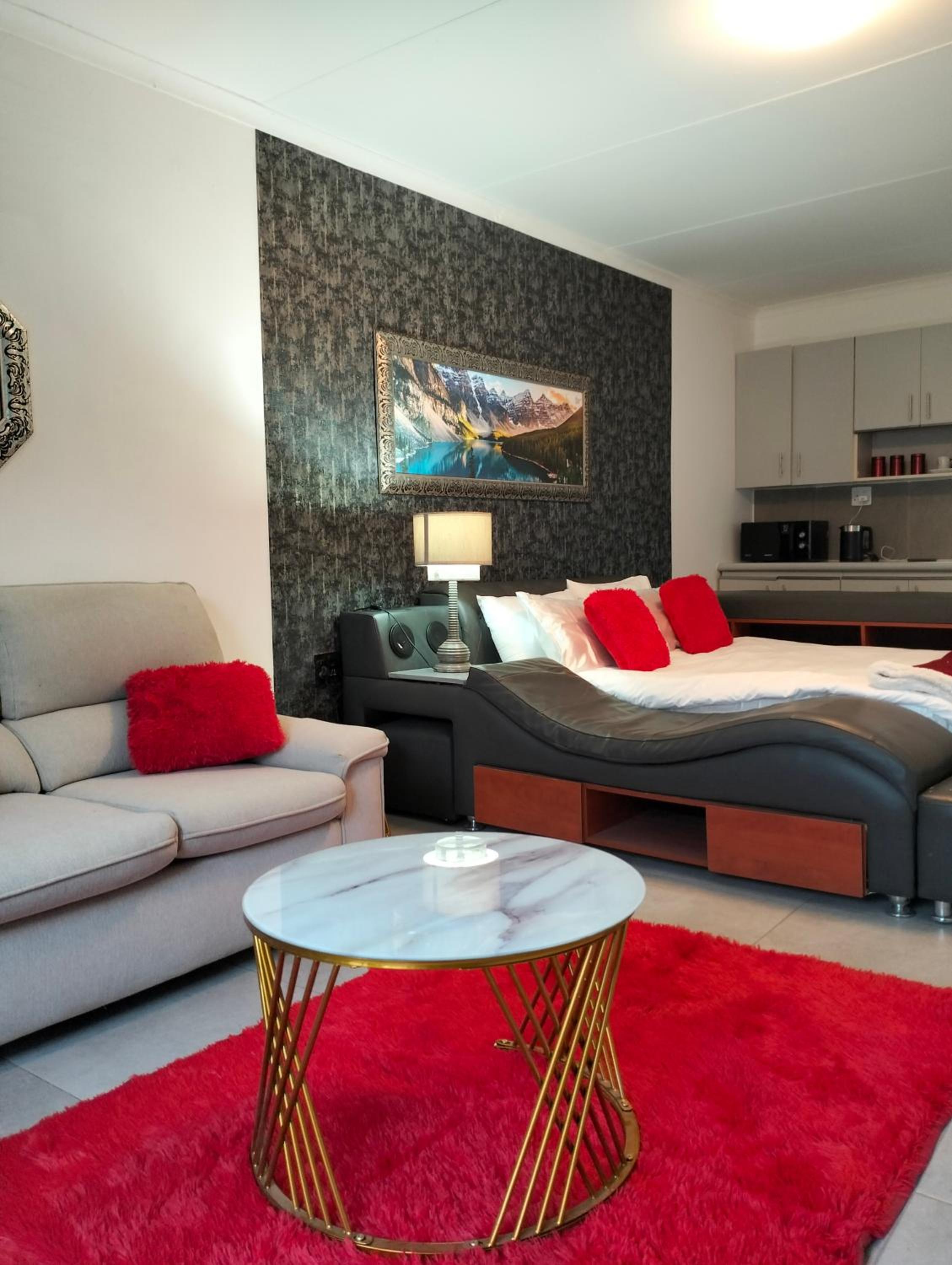 Superior Apartment photo 1