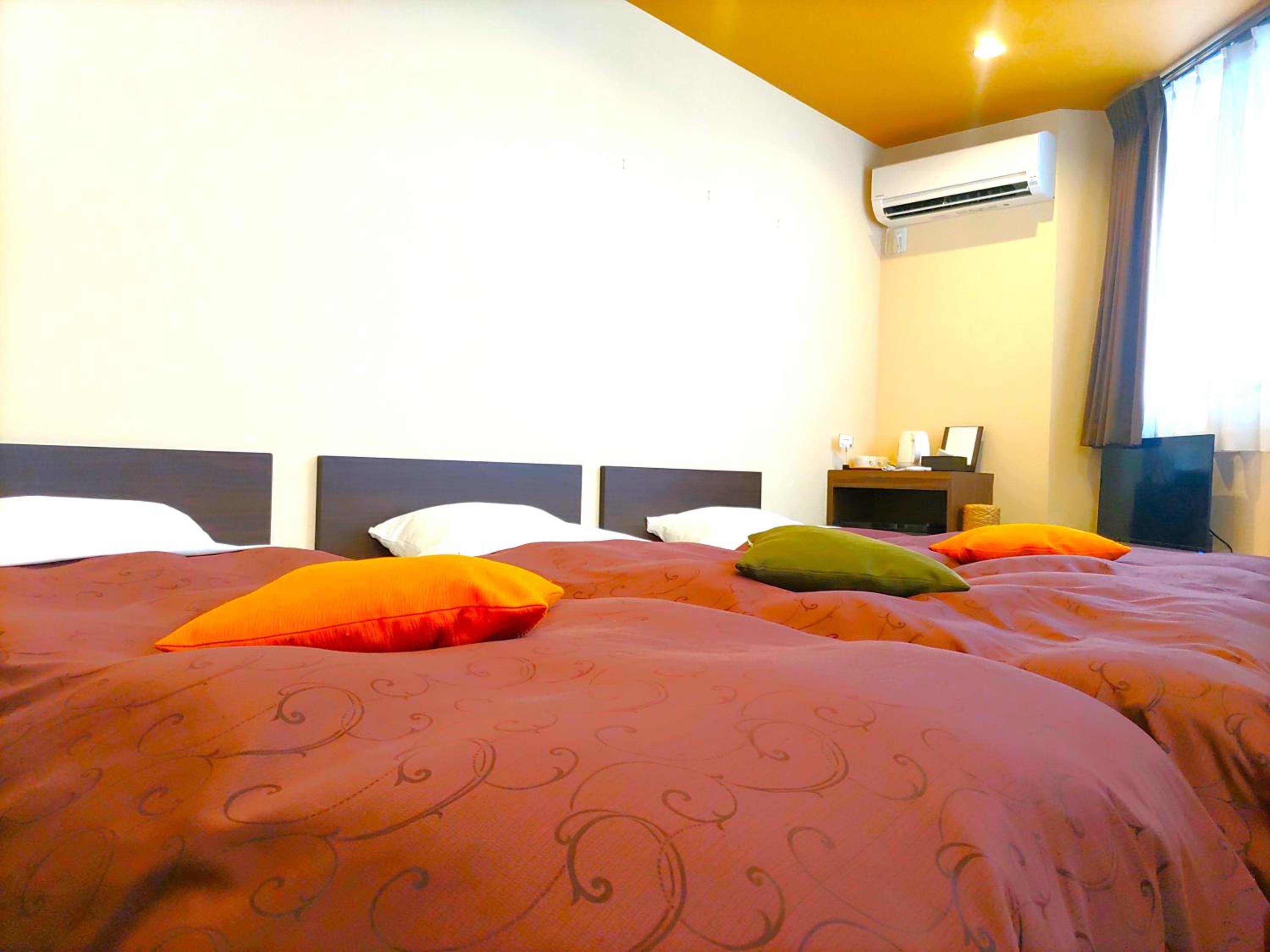 Triple Room - Photo 1