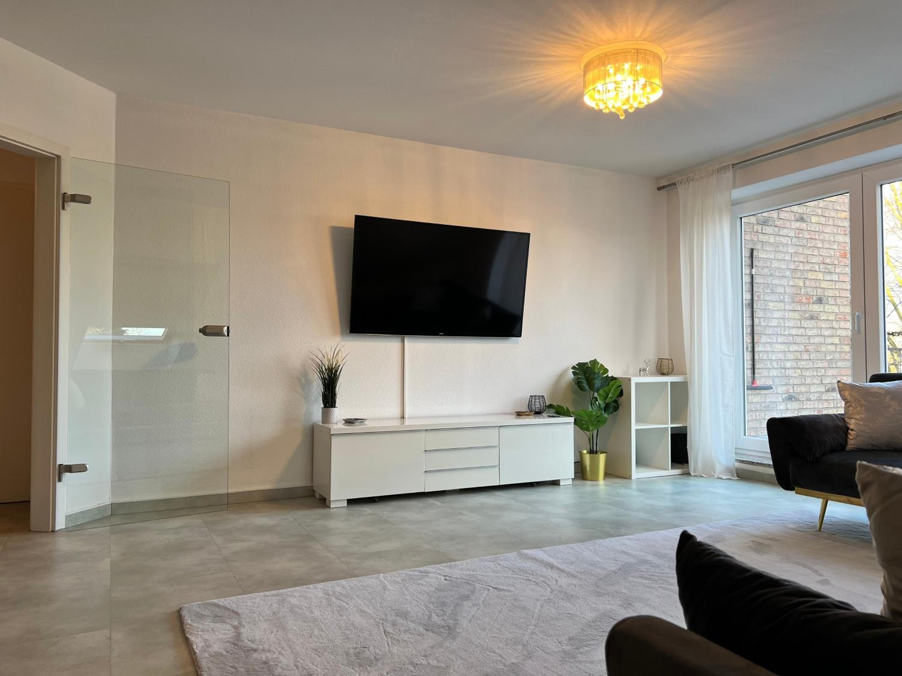 Apartment photo 1