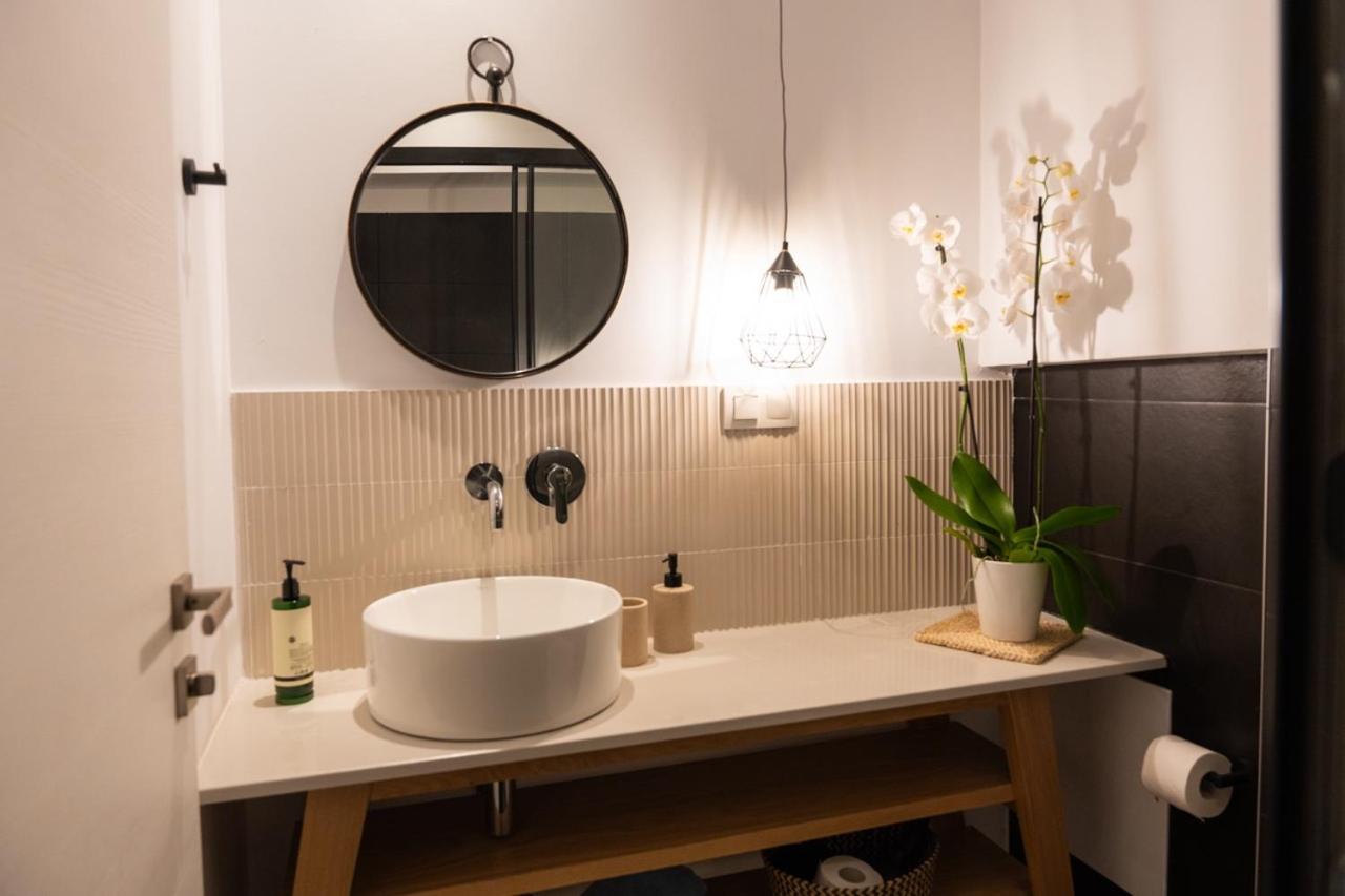 Deluxe Doppelzimmer mit seitlichem Meerblick