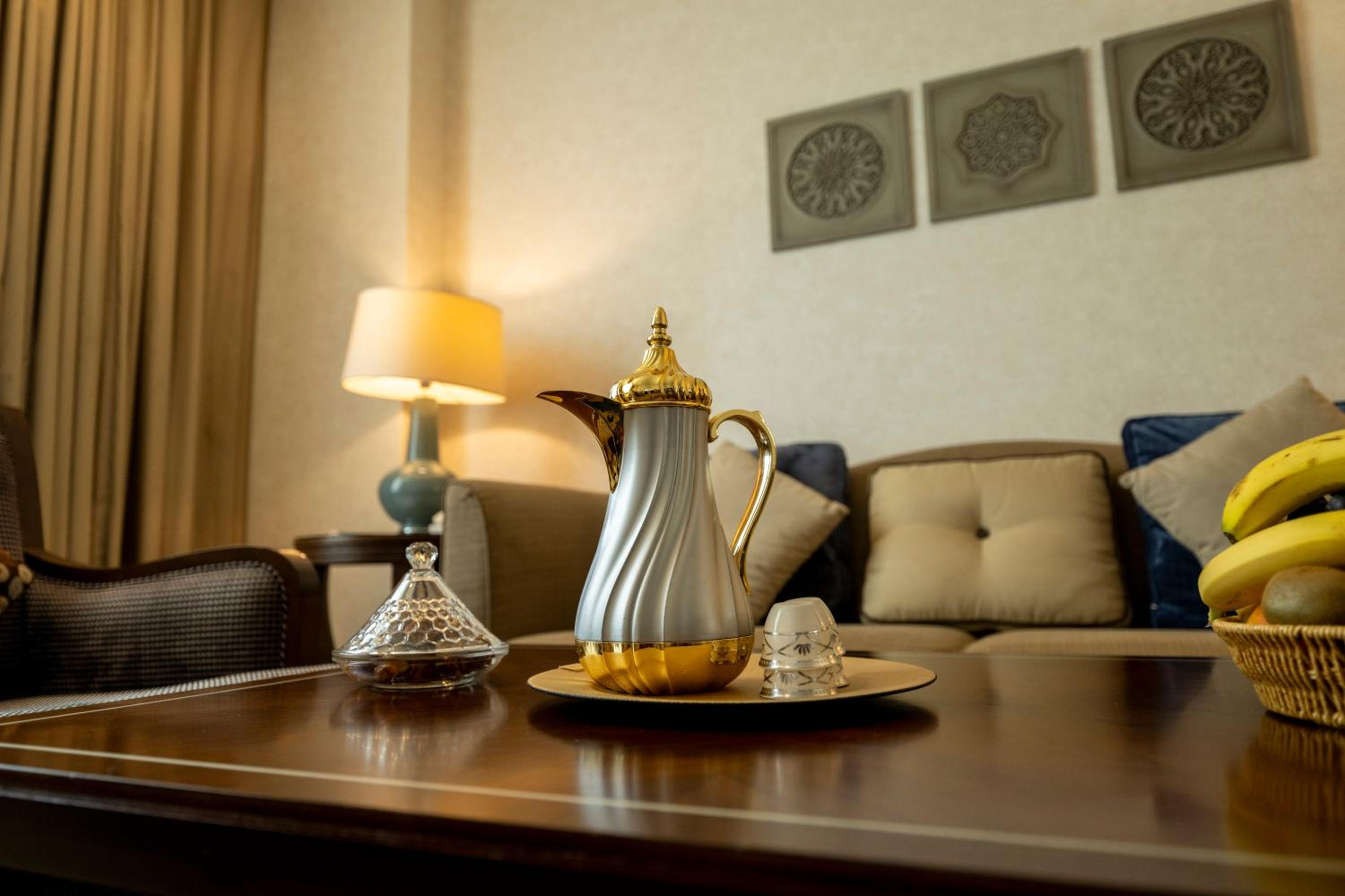 Executive suite one room Tower 1 photo 2