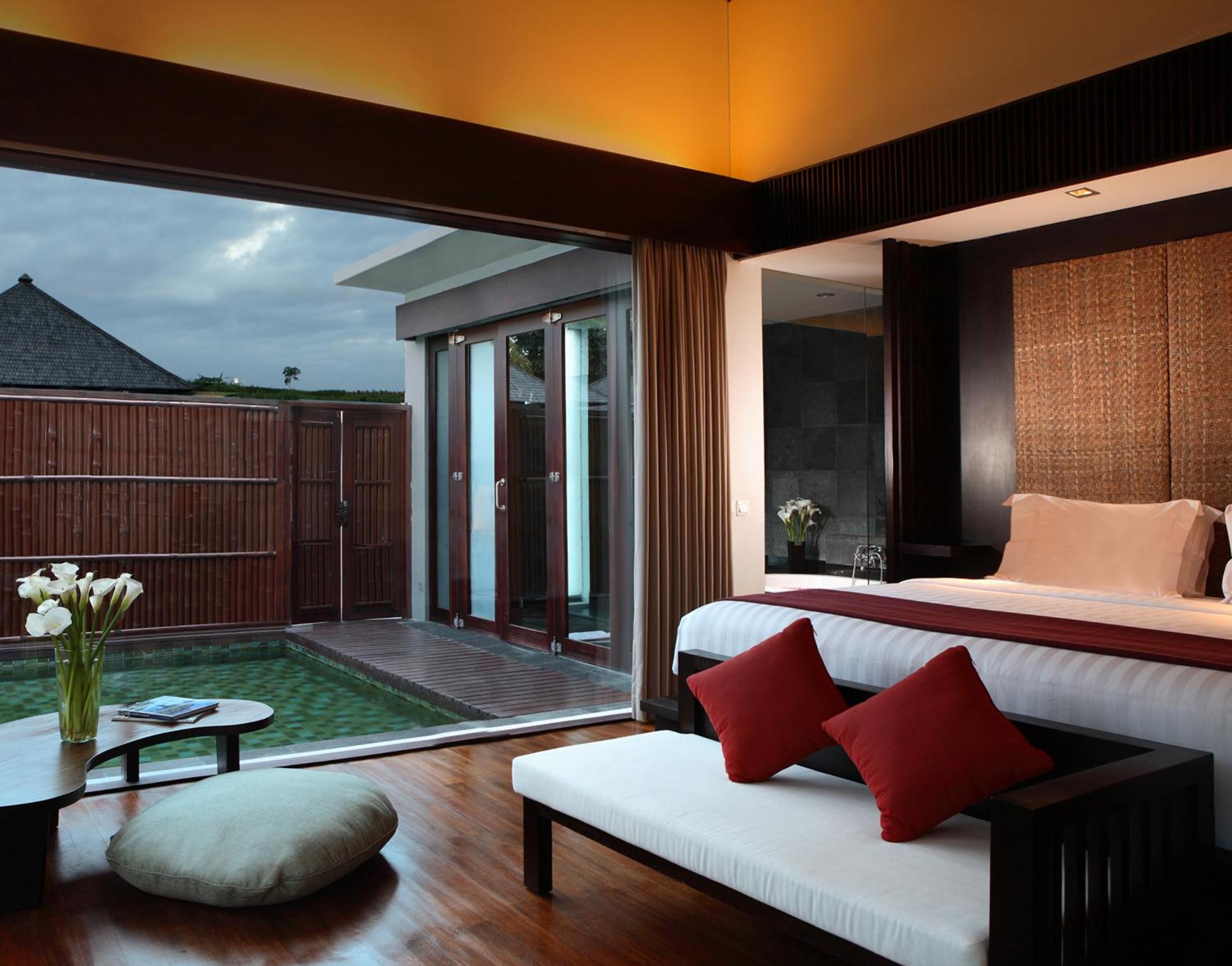 Lagoon Access Pool Villa