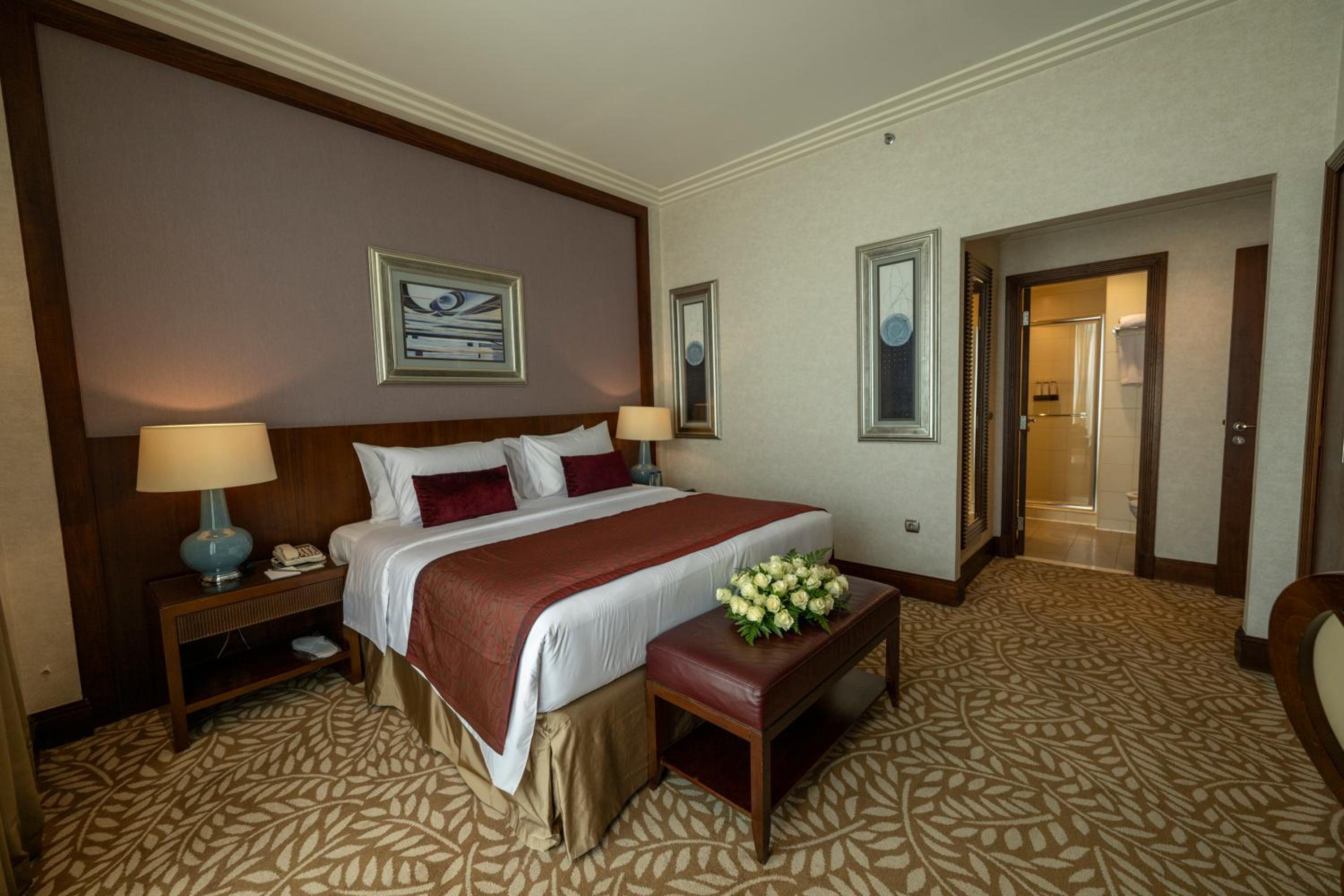 Royal Suite Two Rooms Tower2 photo 3
