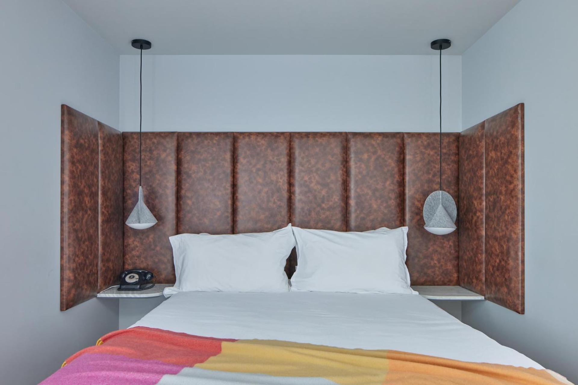 Open Plan Suite photo 2