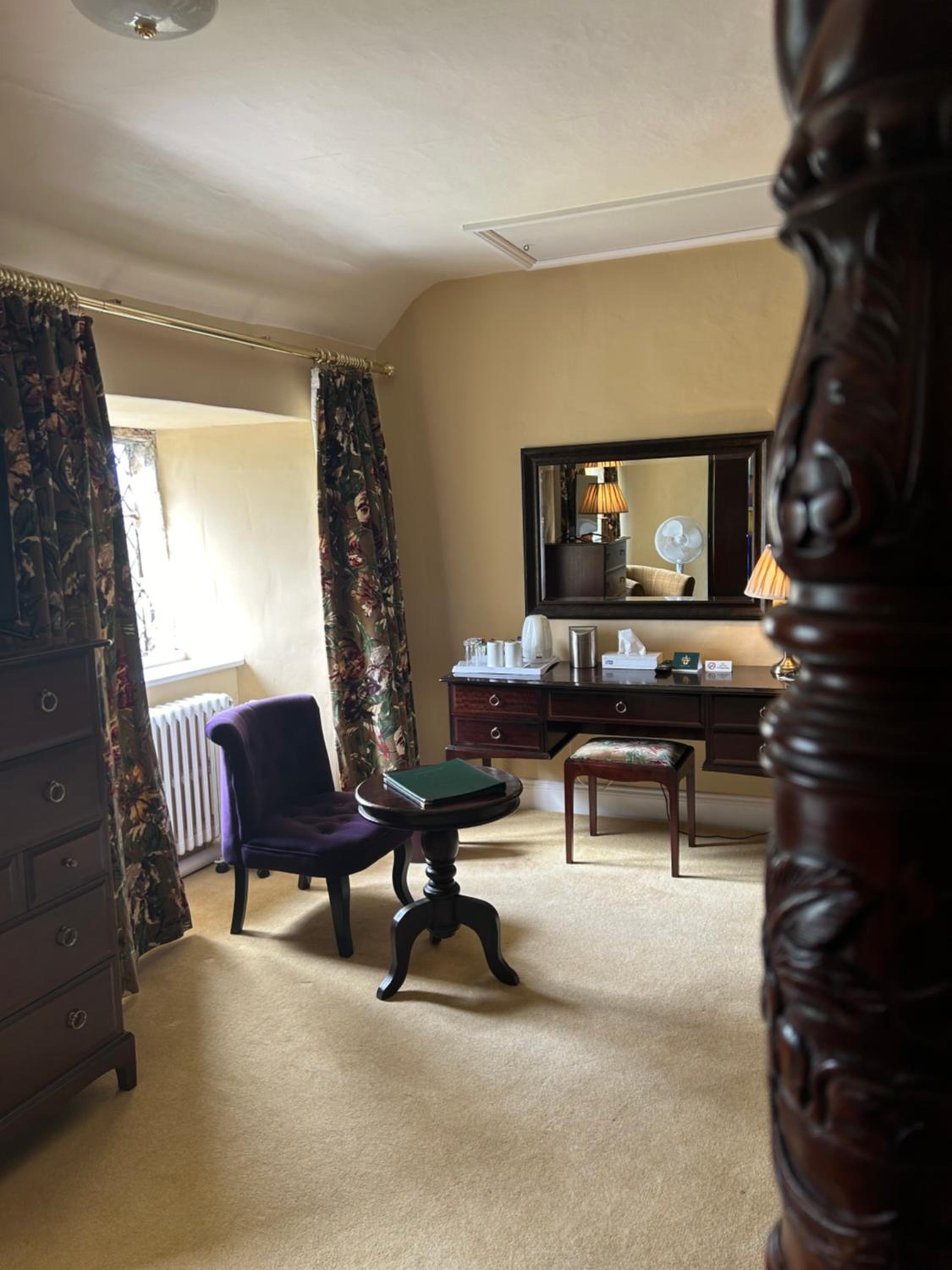 Deluxe King Room photo 3
