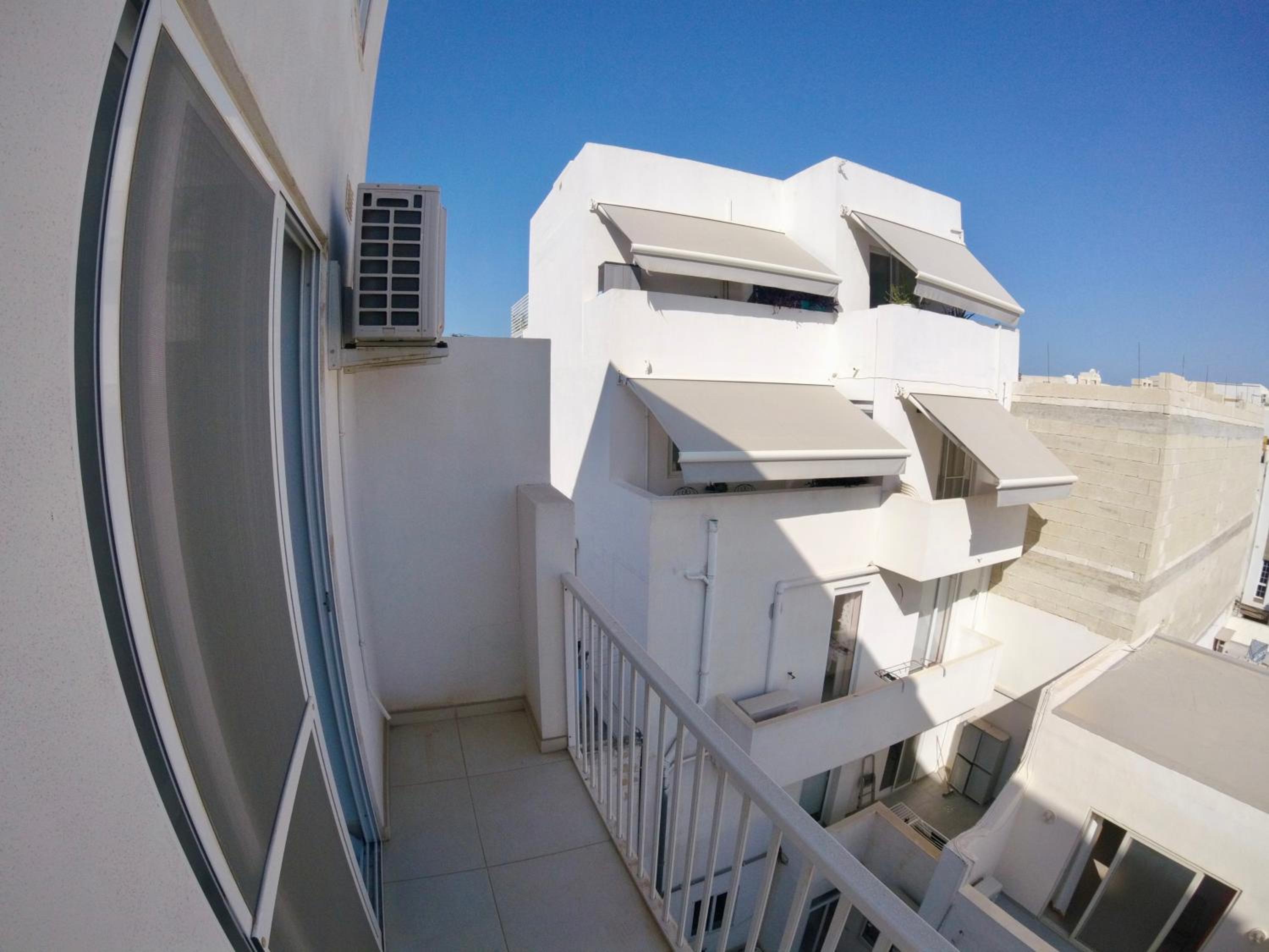 Double Room With Balcony photo 3