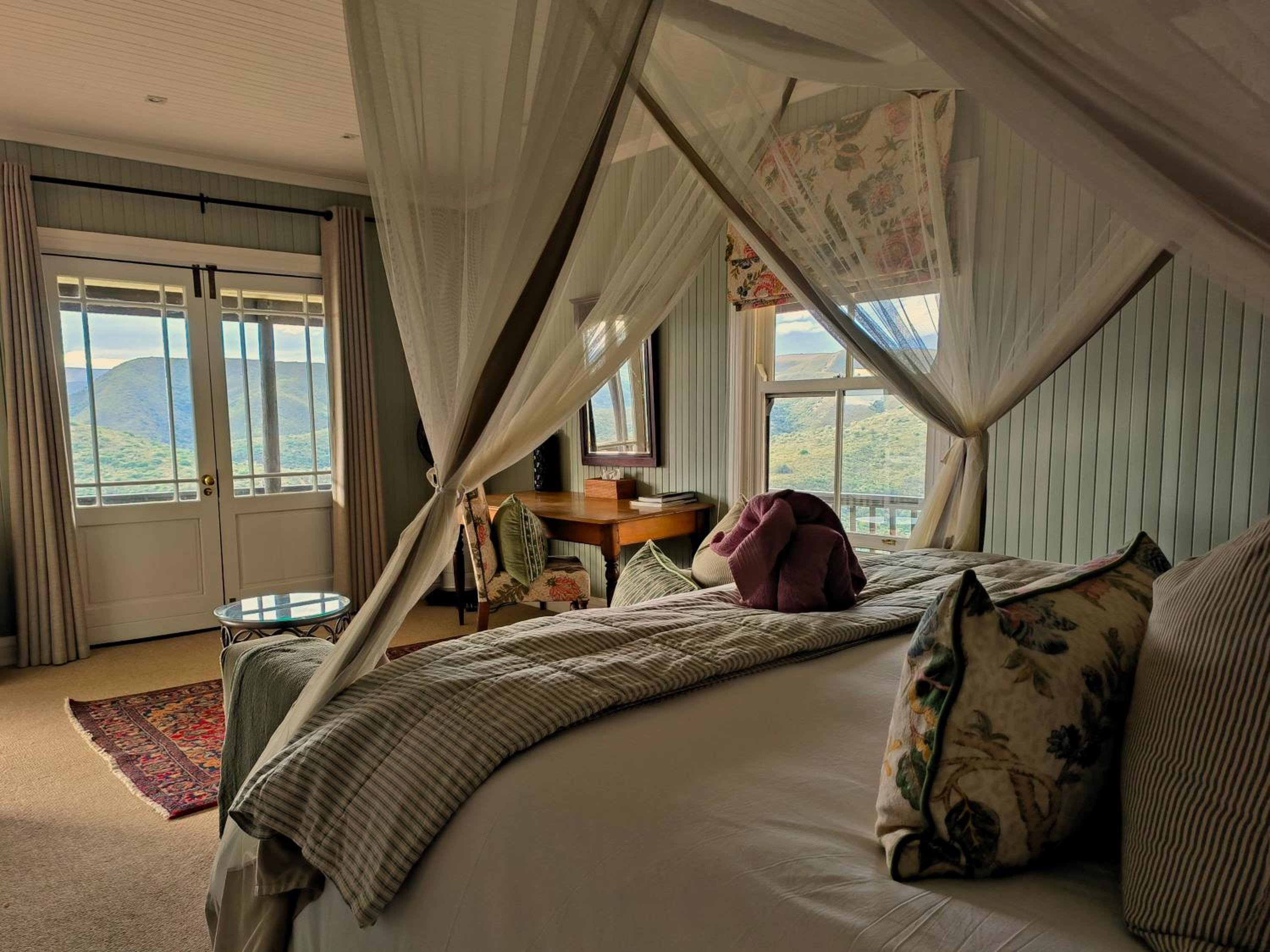 Luxury Suite - Photo 1