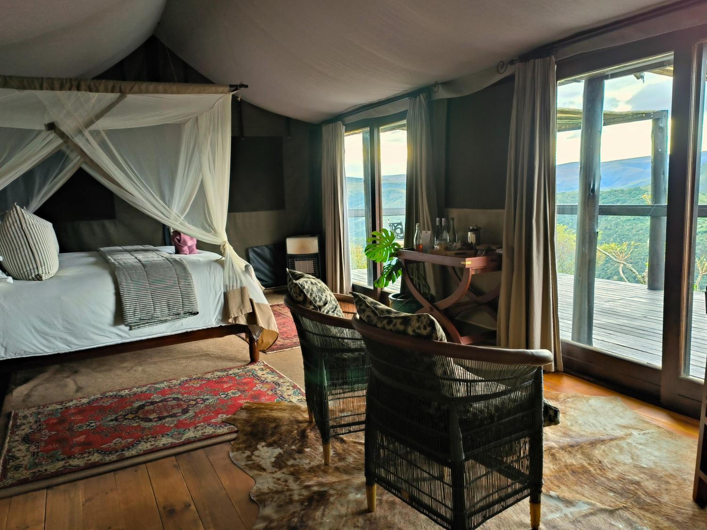 Tent - Photo 1
