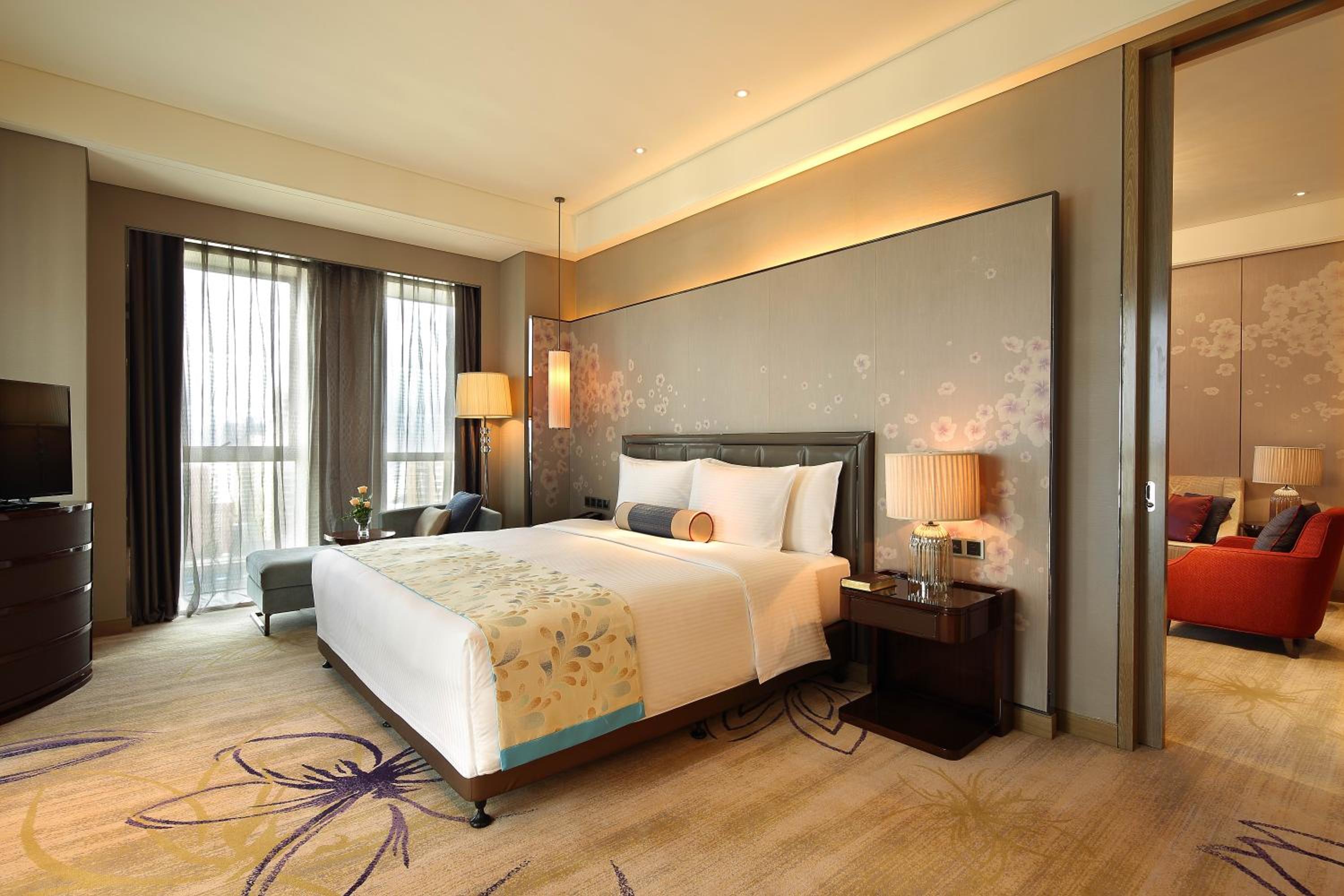 Deluxe Suite photo 3