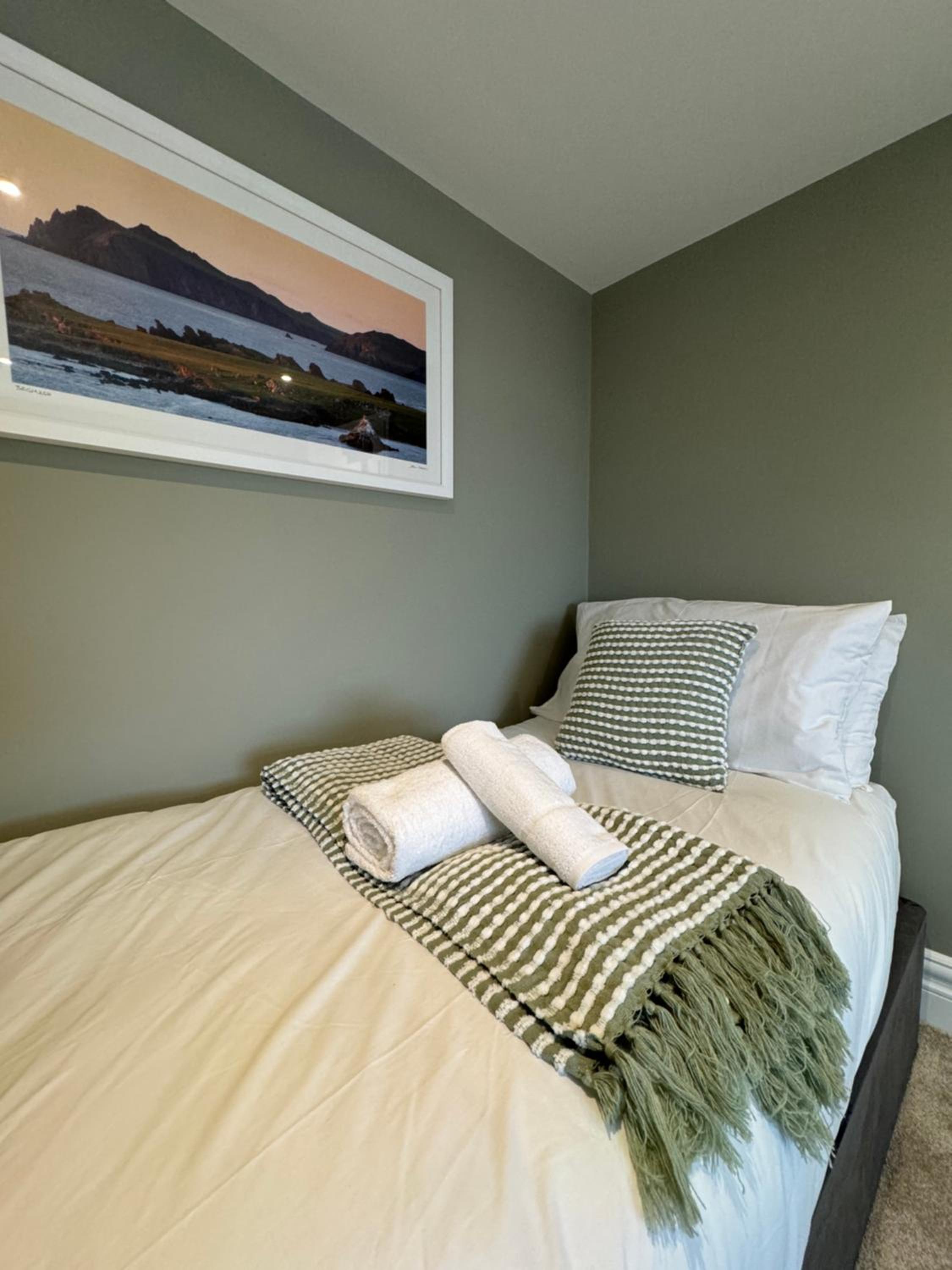 Deluxe Twin Room with Sea View photo 2