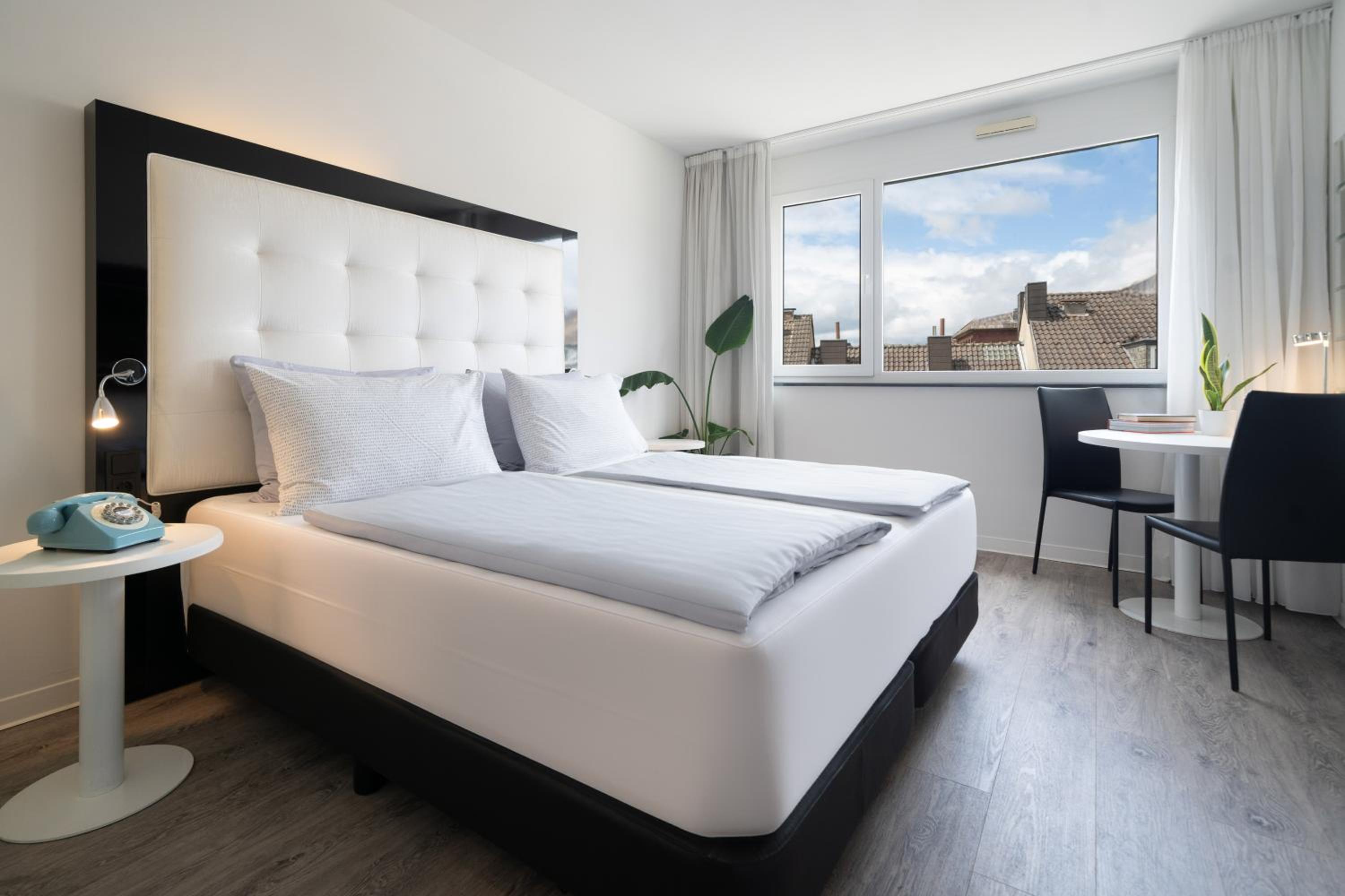 The Innside Premium Room thumbnail 5