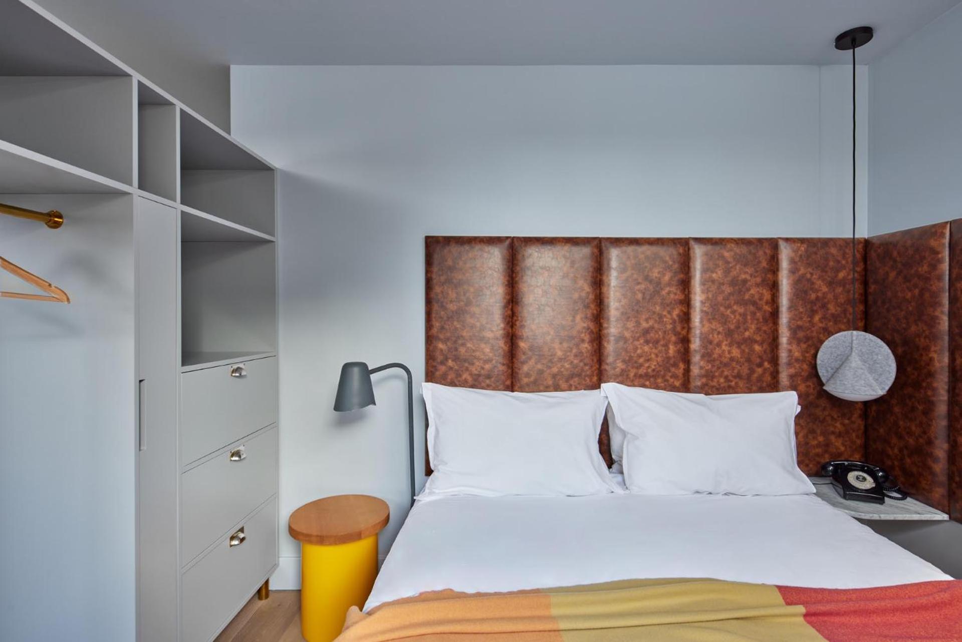 One Bedroom Open Plan Suite photo 2