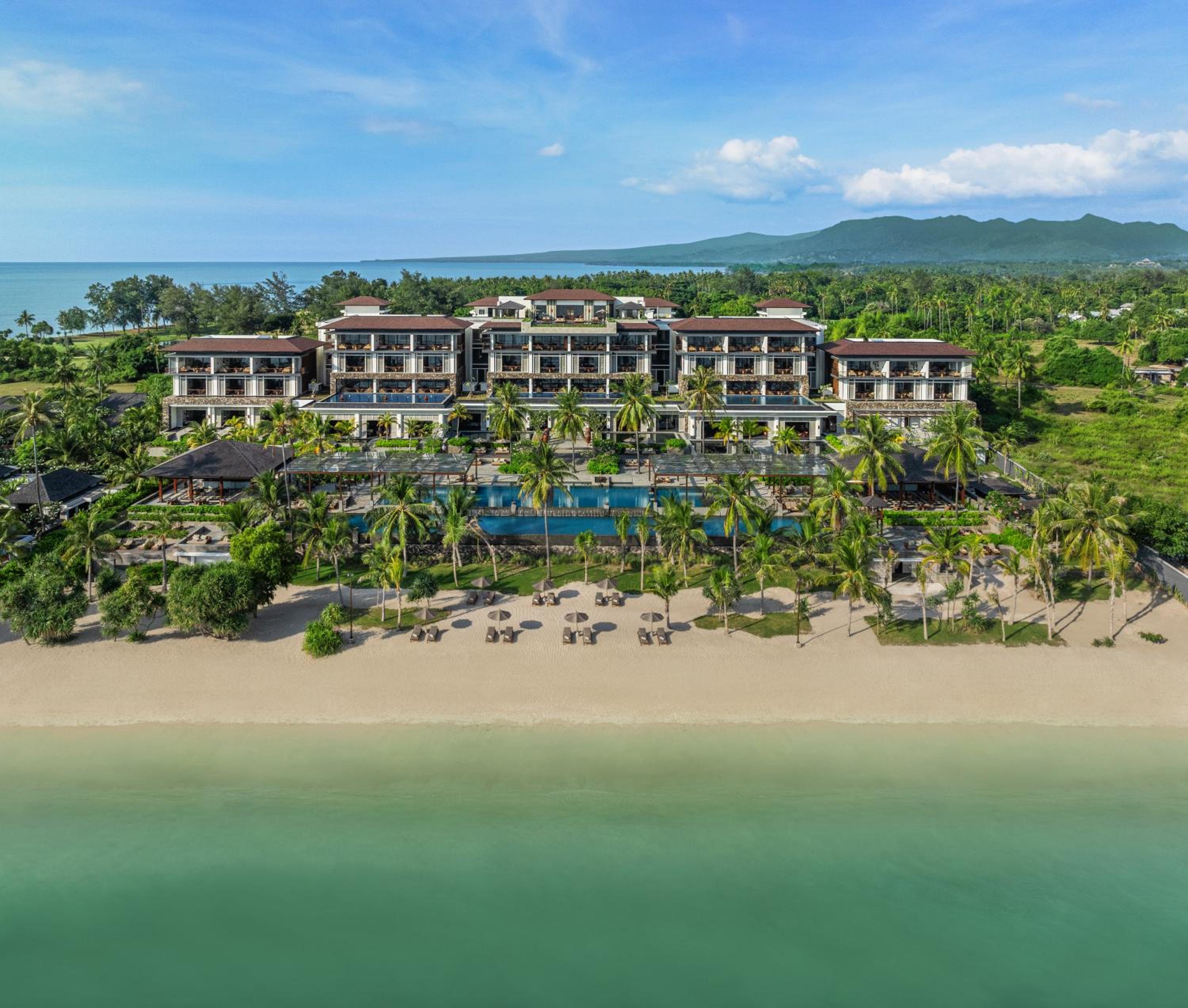 Deluxe Twin Suite with Balcony and Ocean View - High Floor - Photo 7