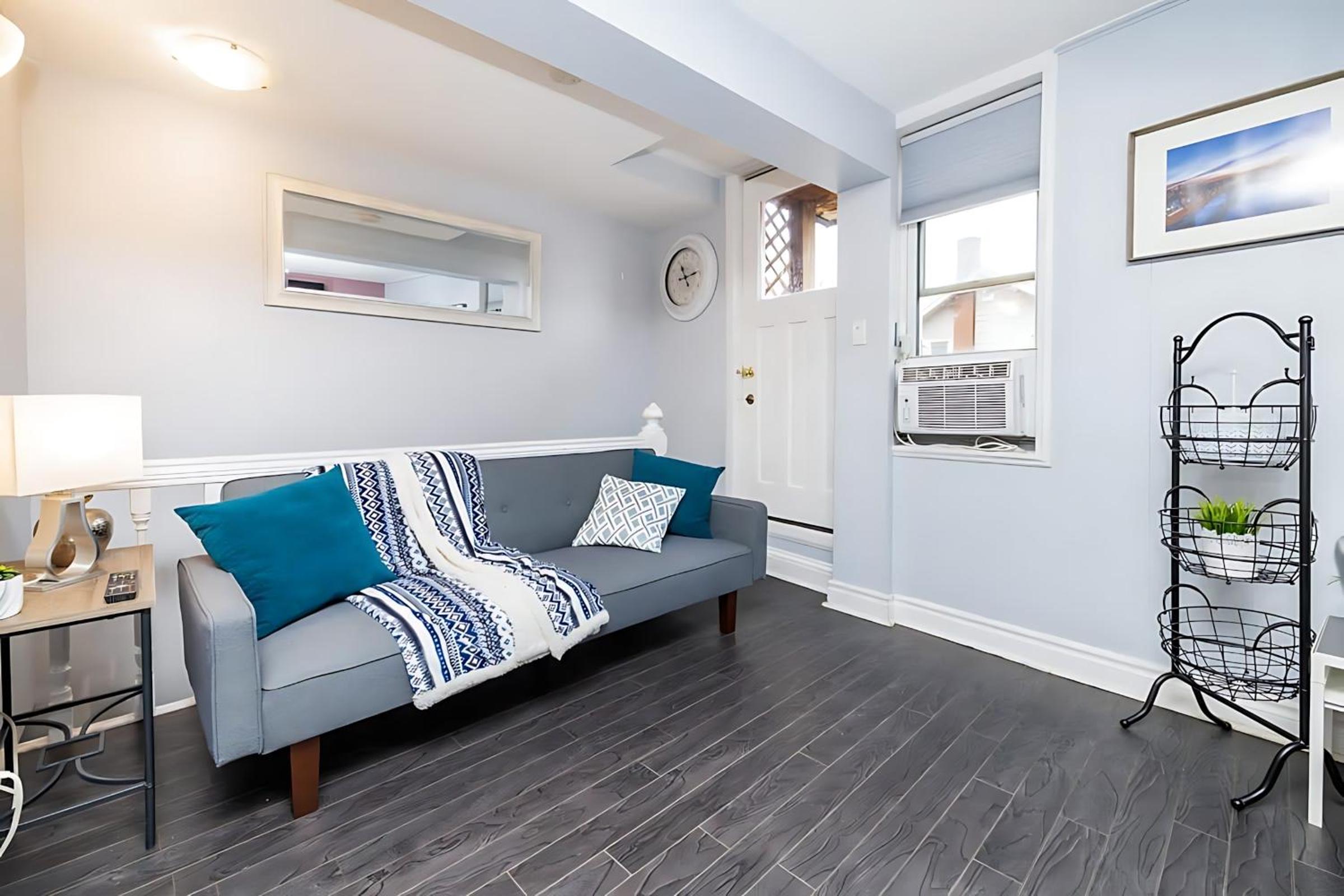 Apartment photo 3