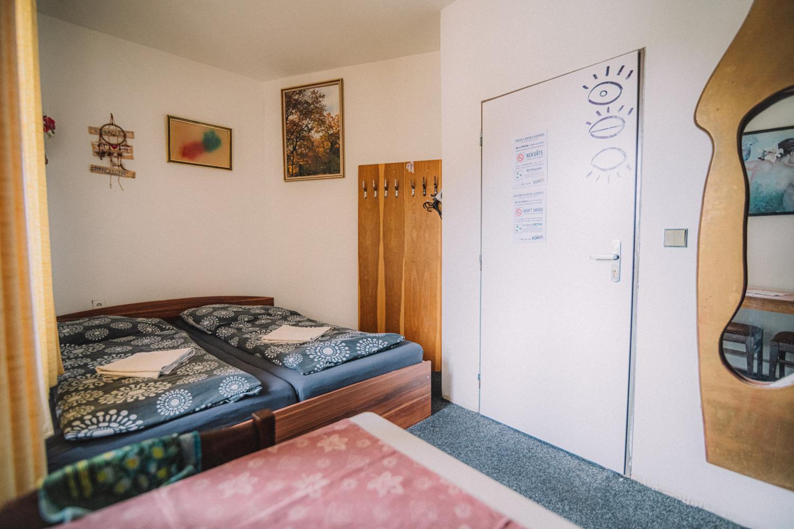 Double Room with Shared Bathroom photo 1