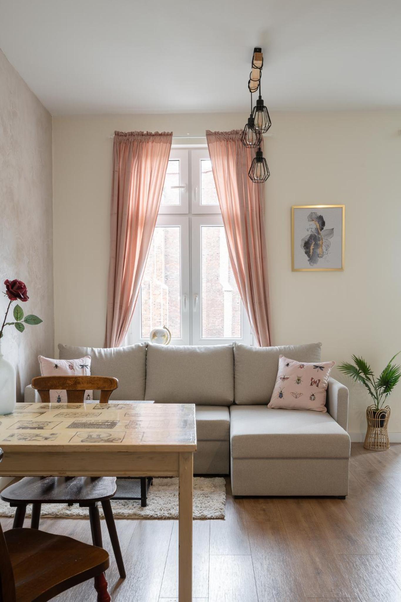 Studio with Sofa Bed - ul. Świdnicka 24-26