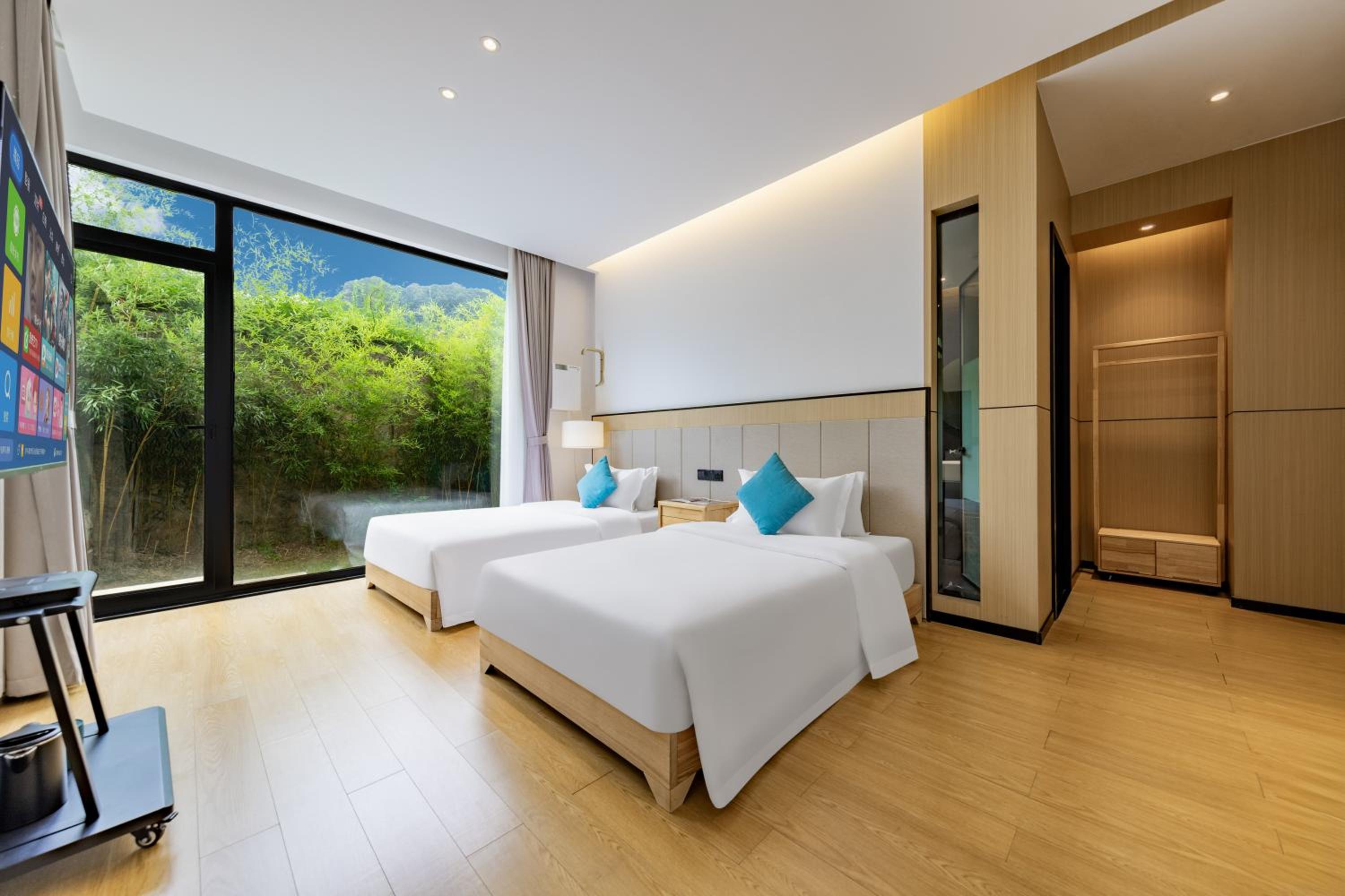 Double Room with Patio