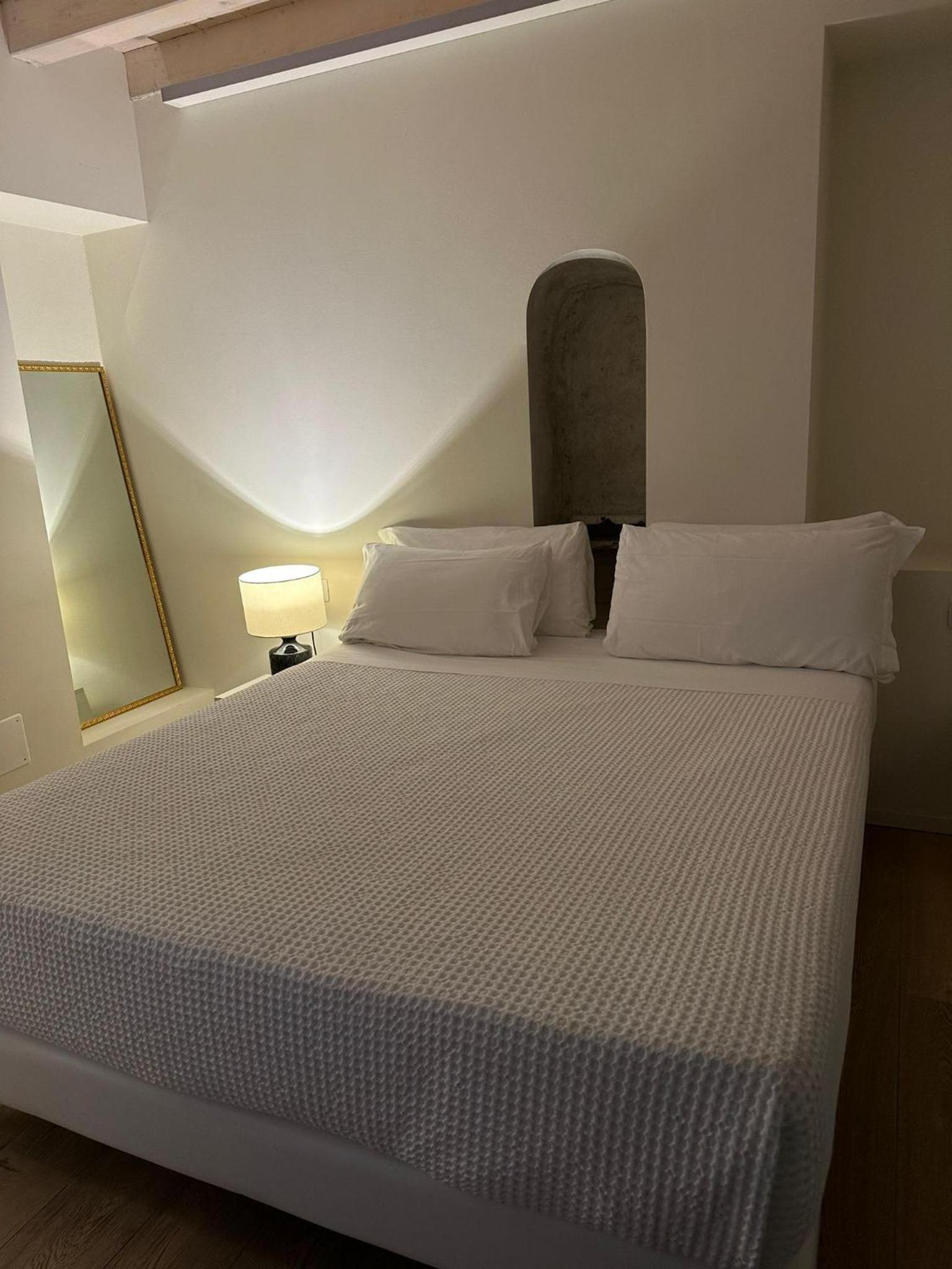 Double Room - Photo 2