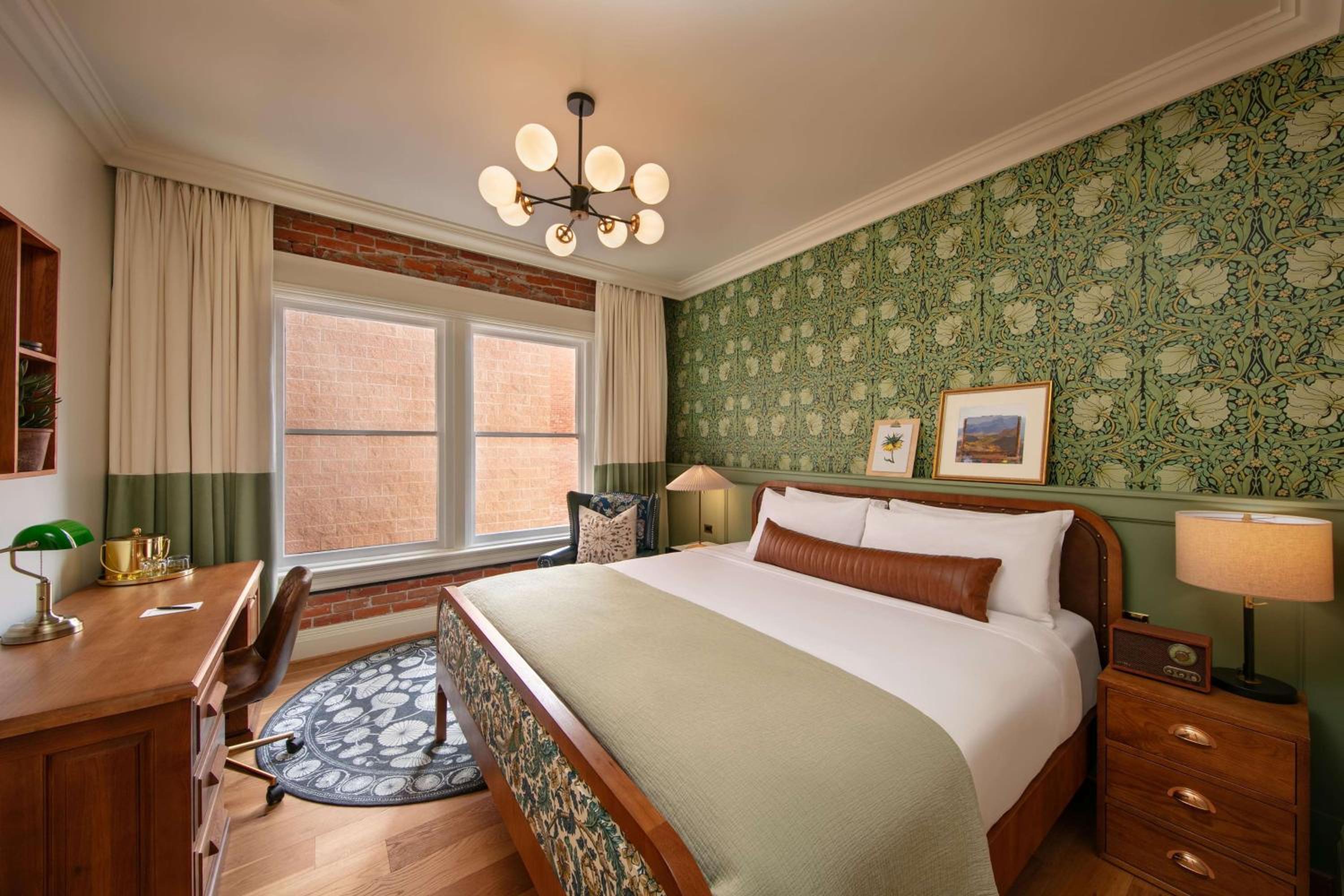 Bronze King Room - Photo 1