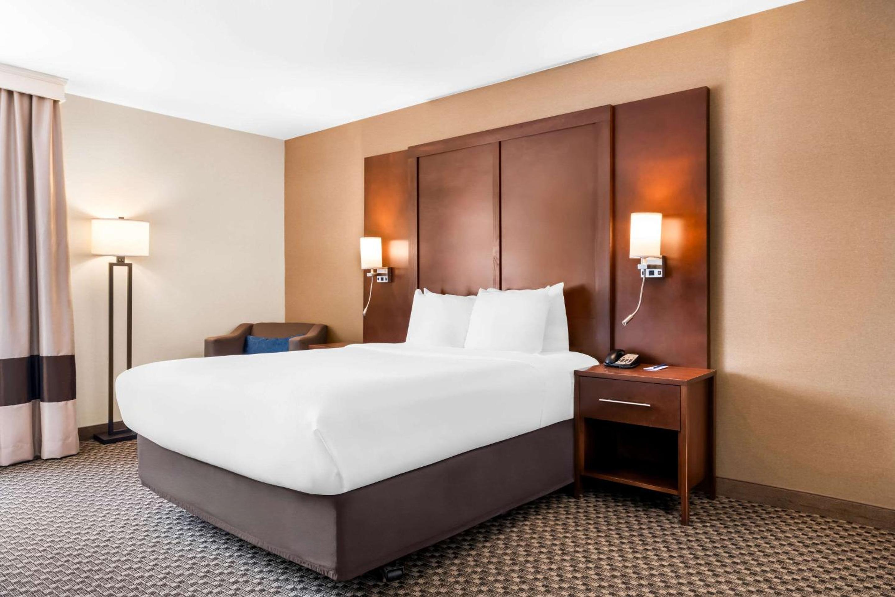 King Room - Disability Access/Non-Smoking - Photo 2