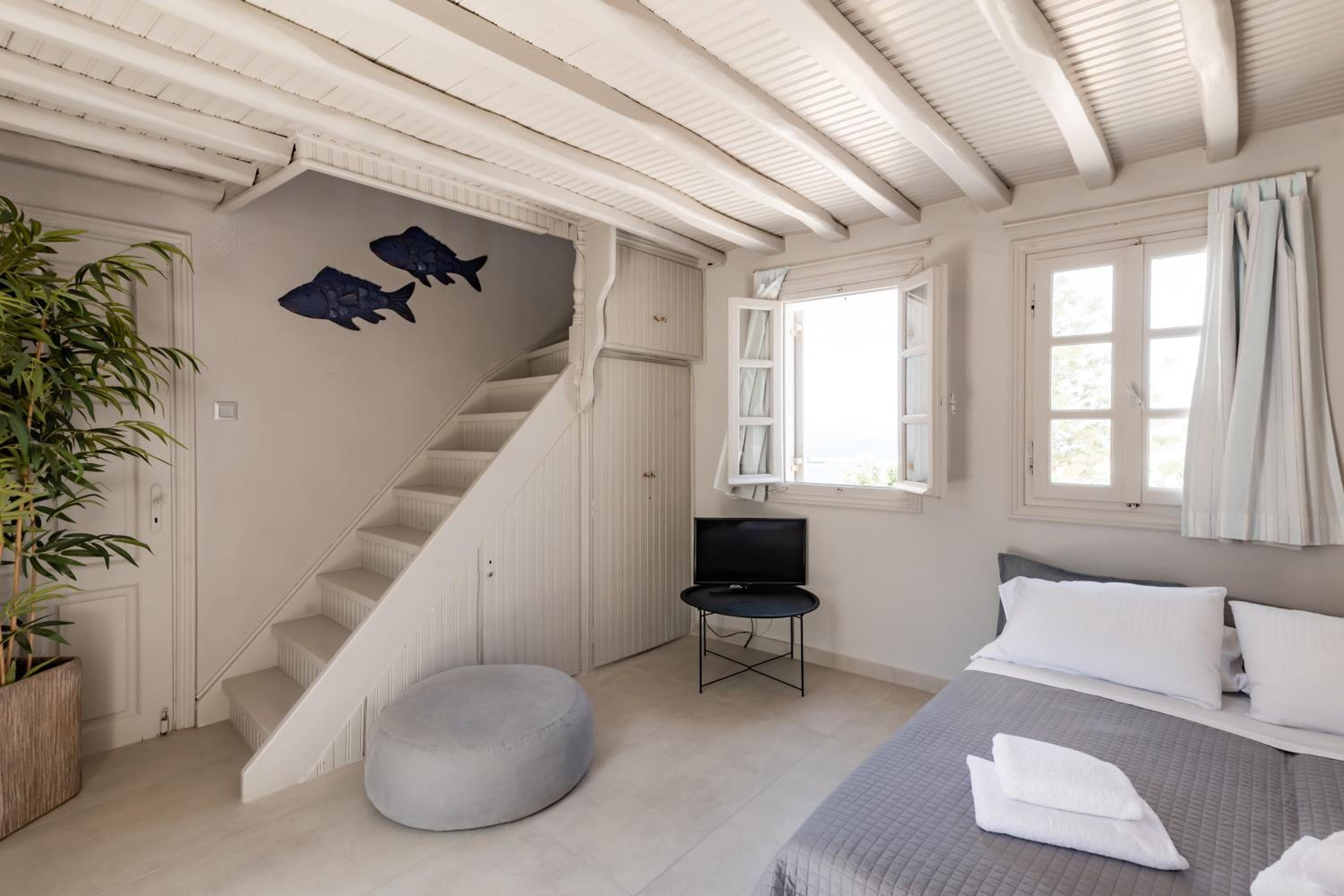 Classic Quadruple Room - Photo 6