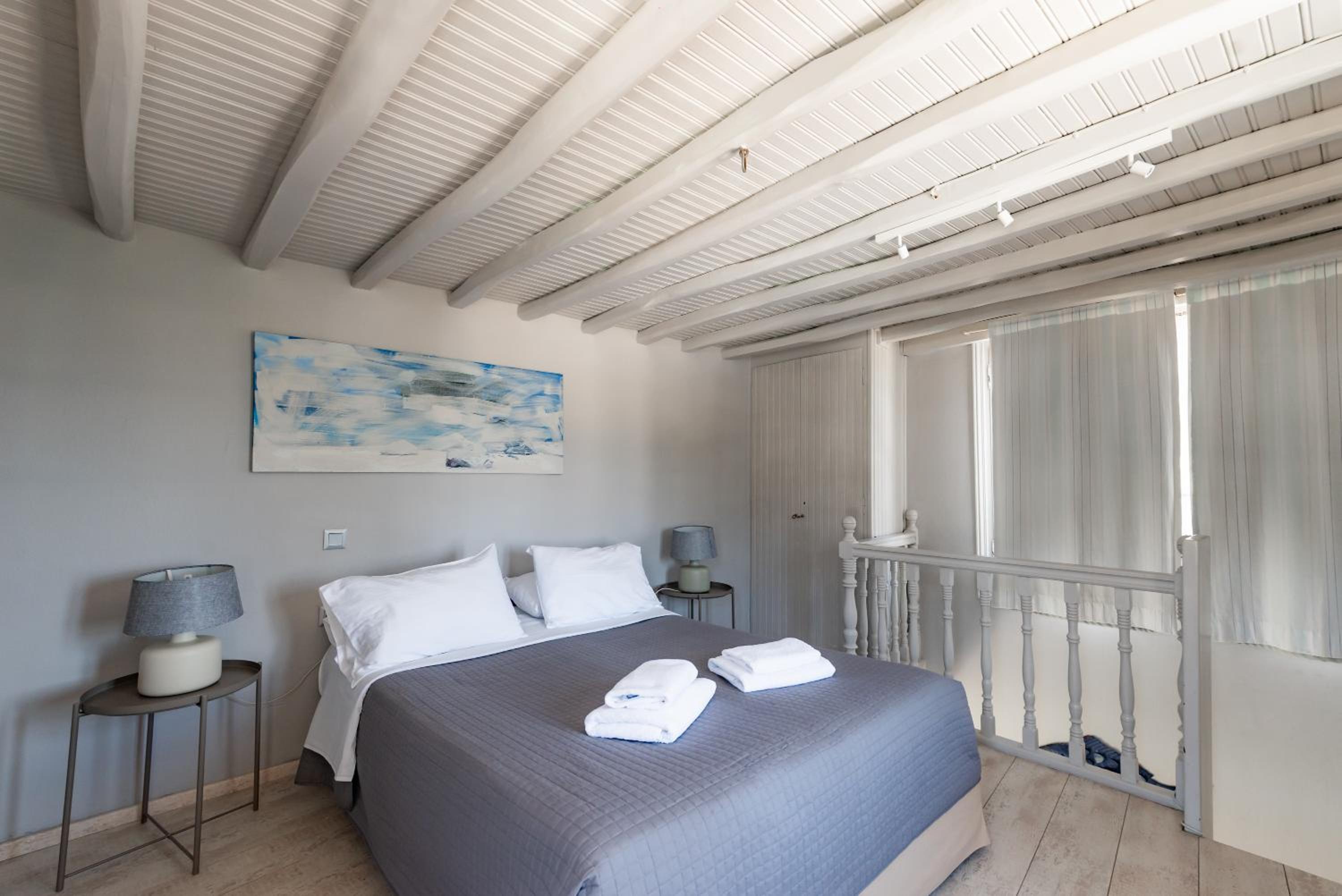 Classic Quadruple Room - Photo 12