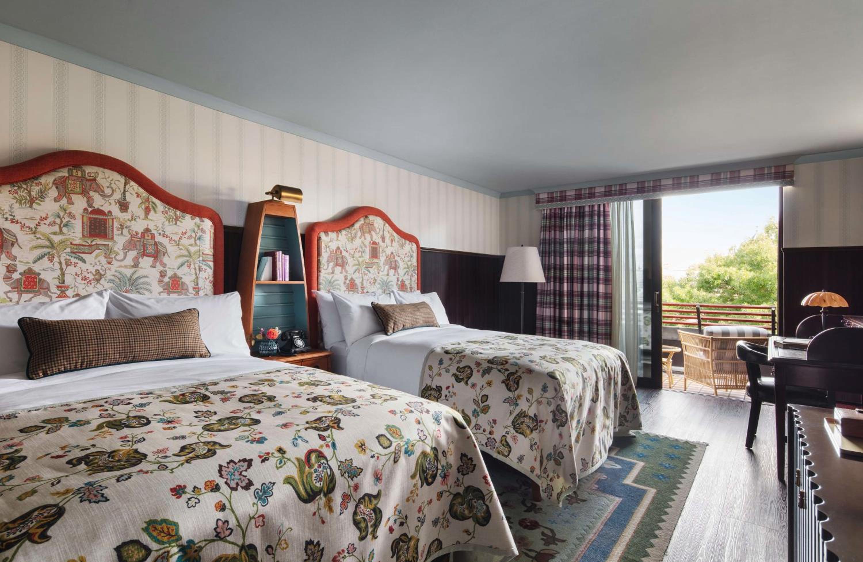 Graduate Twin Room with Balcony and River View - Photo 1
