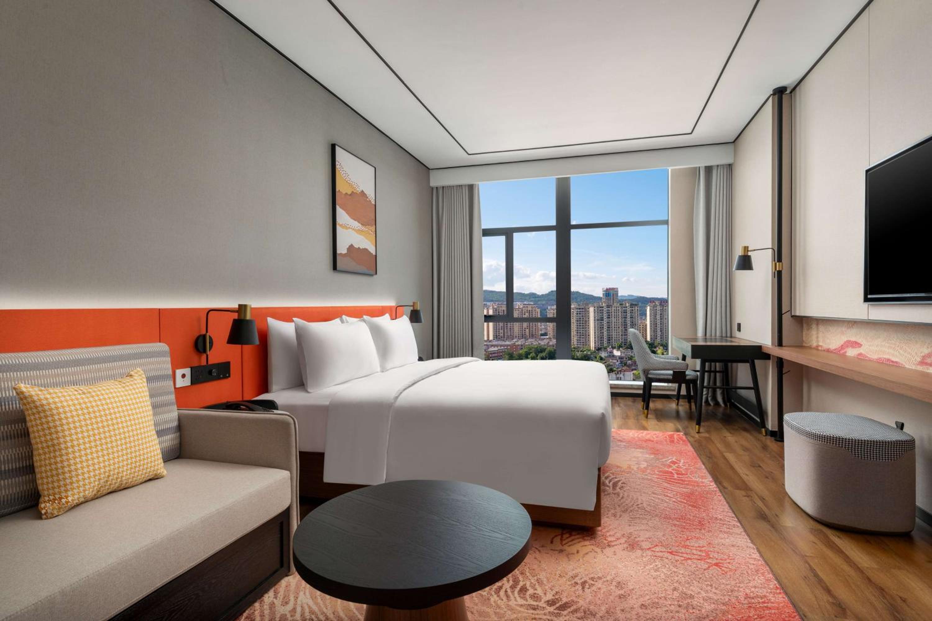 King Guest Room photo 1