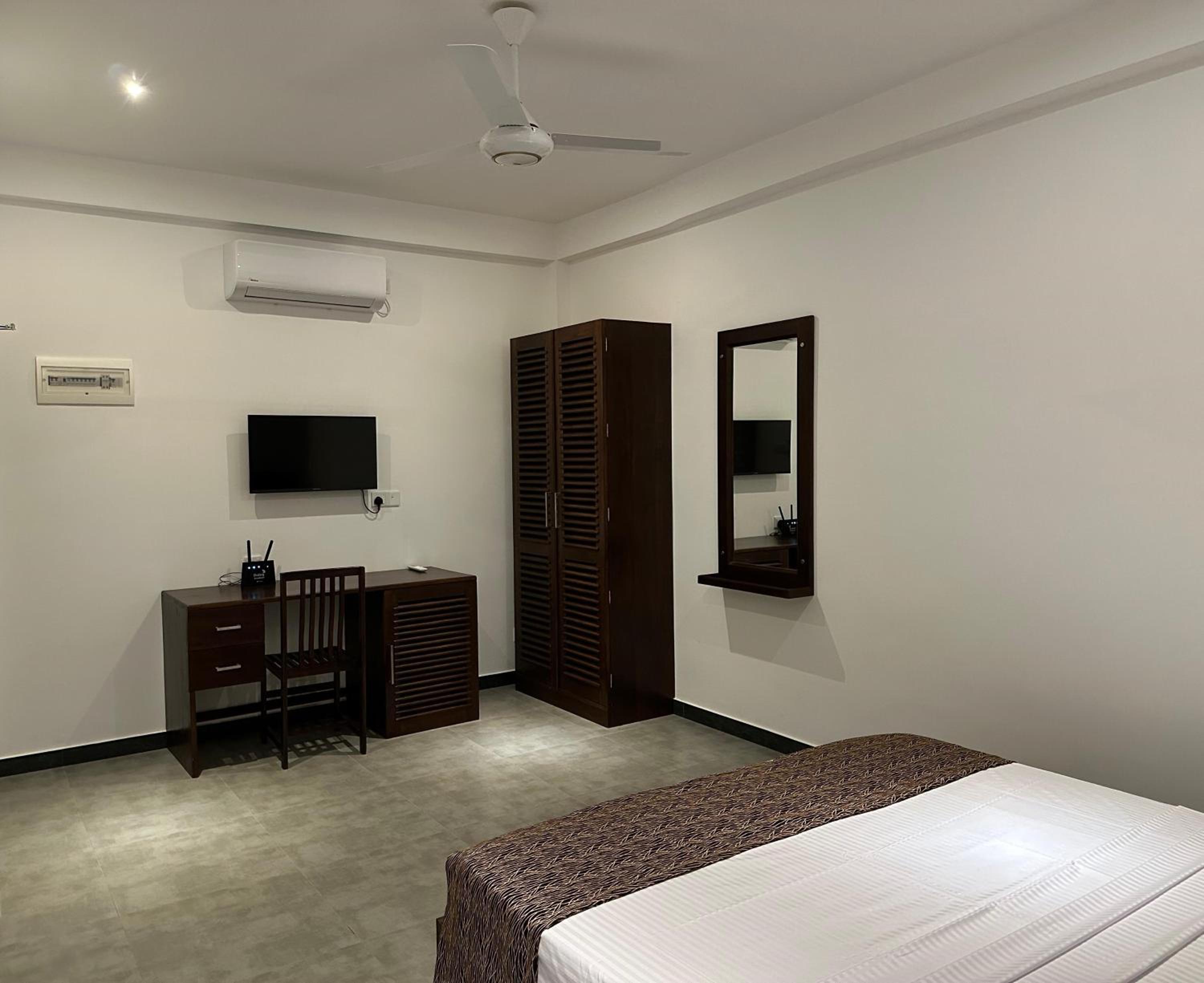 Deluxe Double Room photo 3