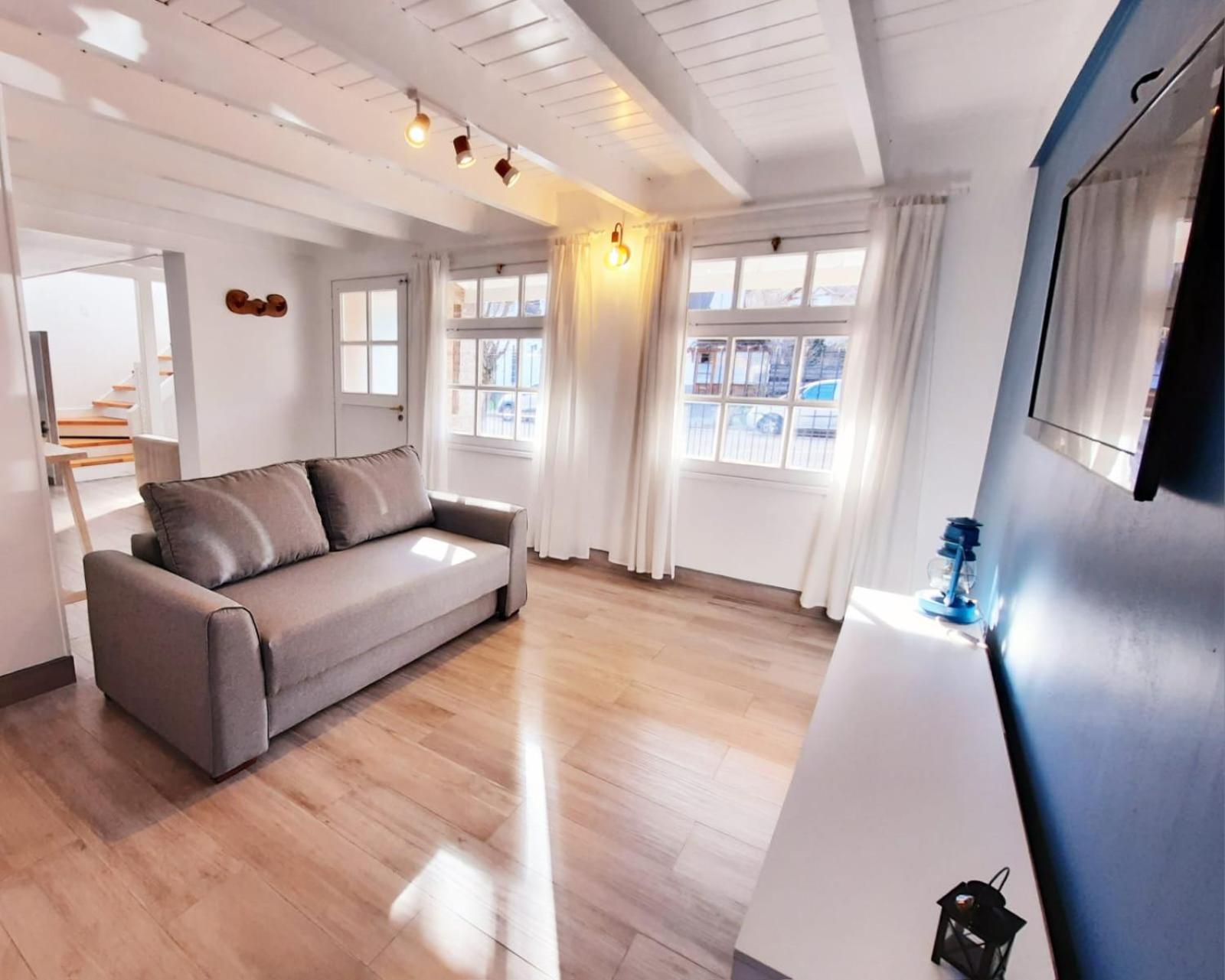 Two-Bedroom House photo 2
