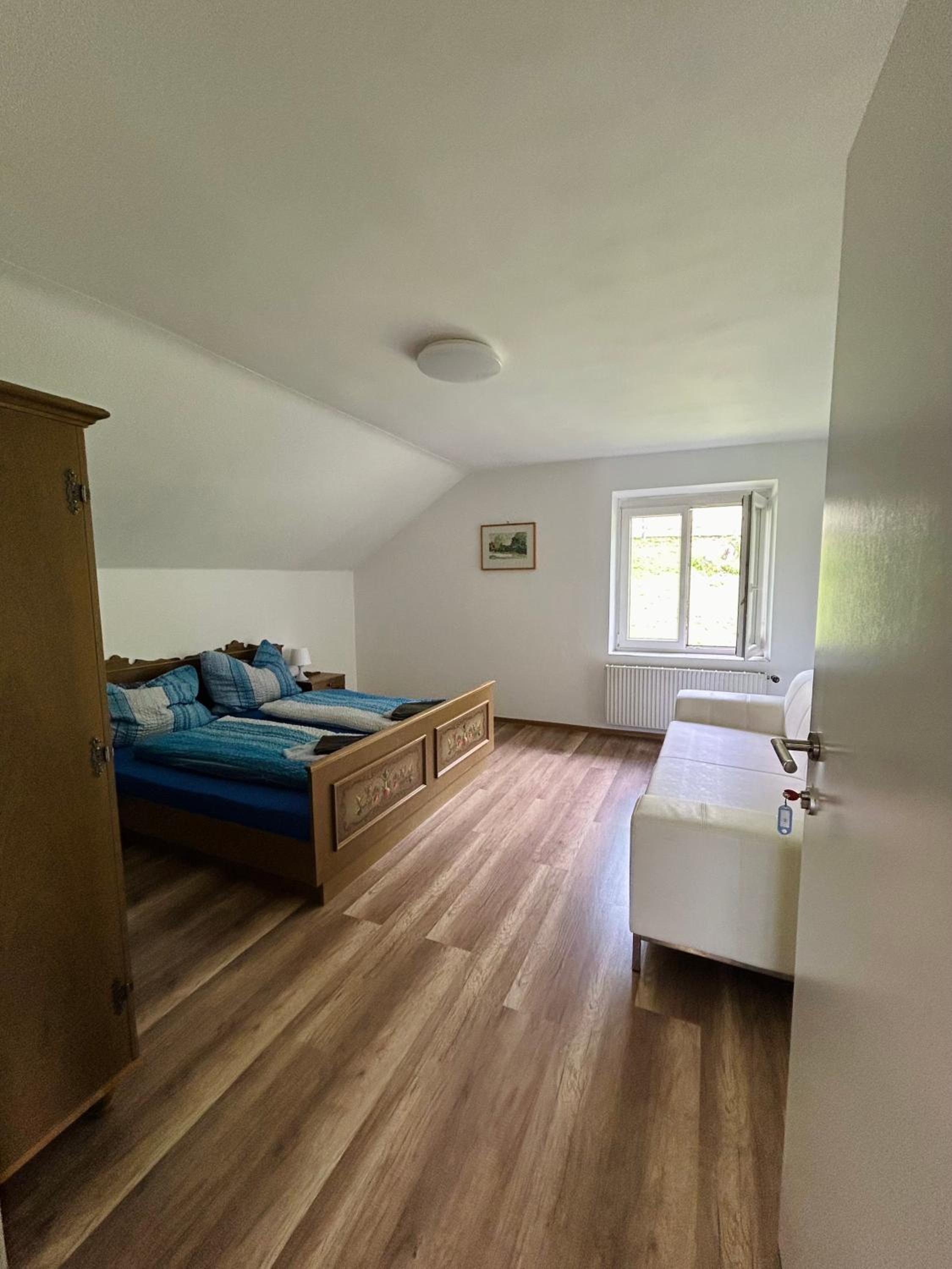 Three-Bedroom Apartment photo 2