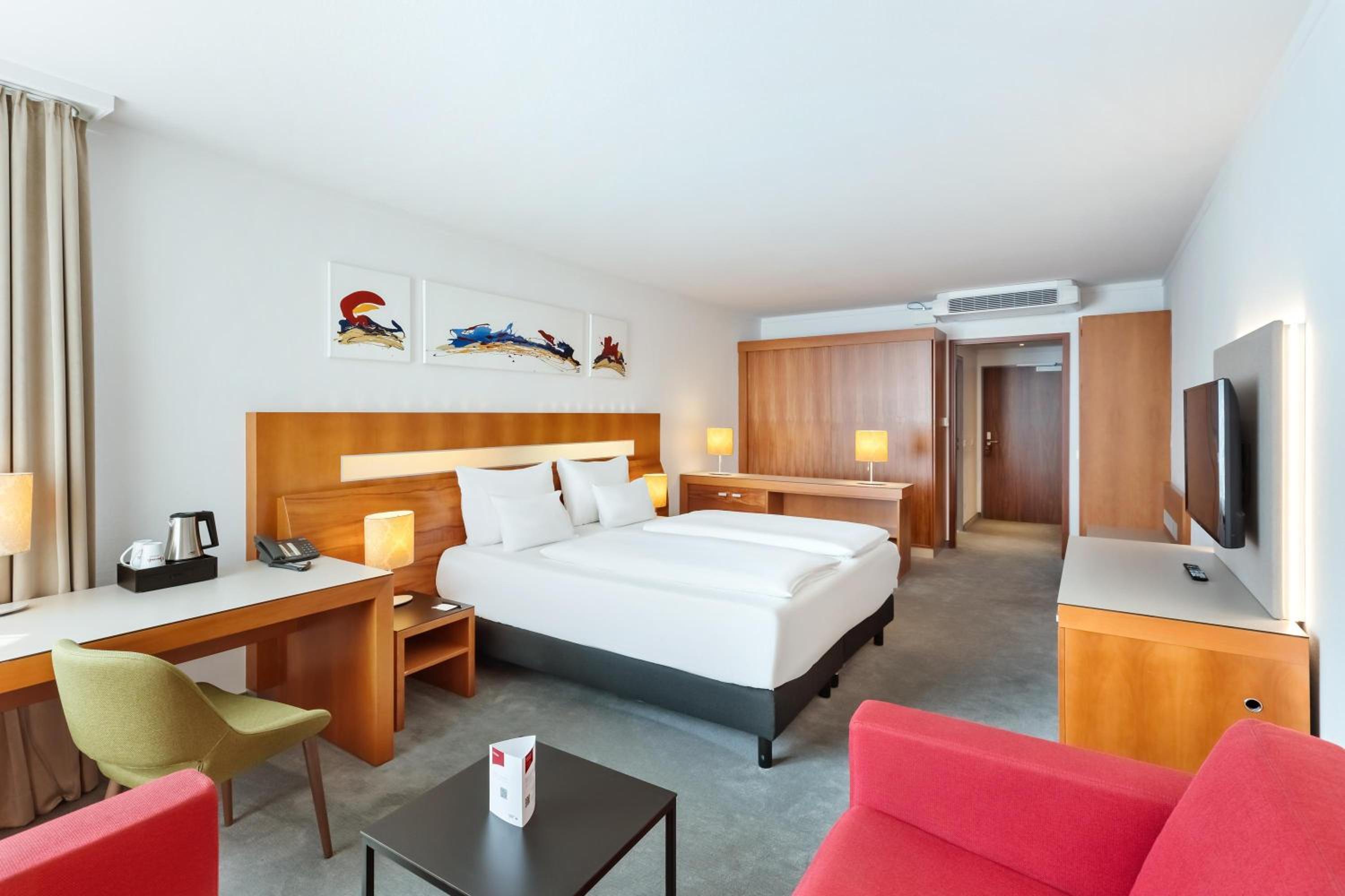 Premium Room - Photo 15