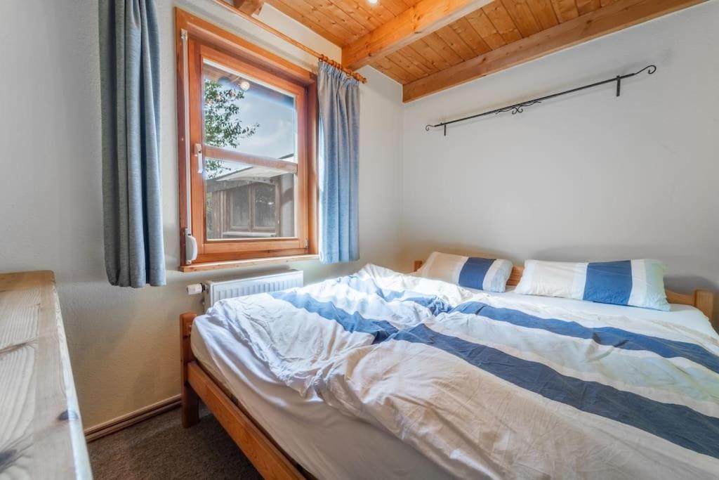 Two-Bedroom House photo 2