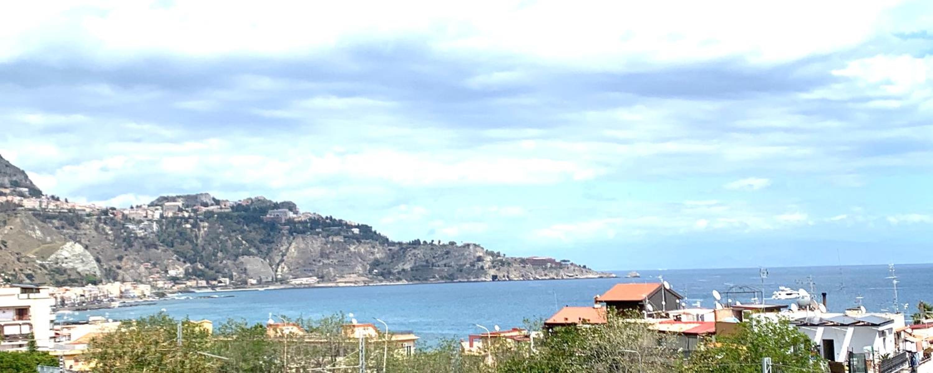 One Bedroom Apartment with Sea View - Photo 33