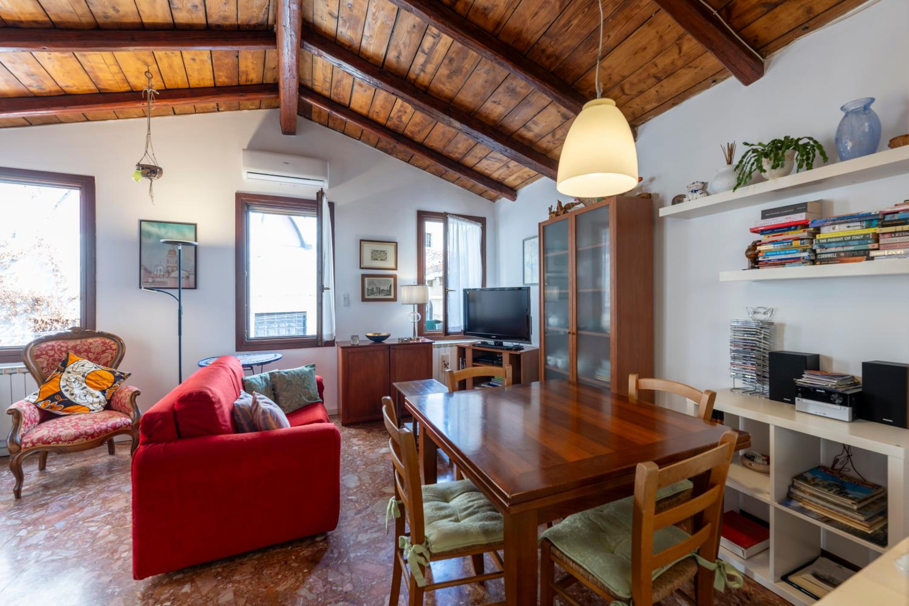 Apartment with Terrace photo 2