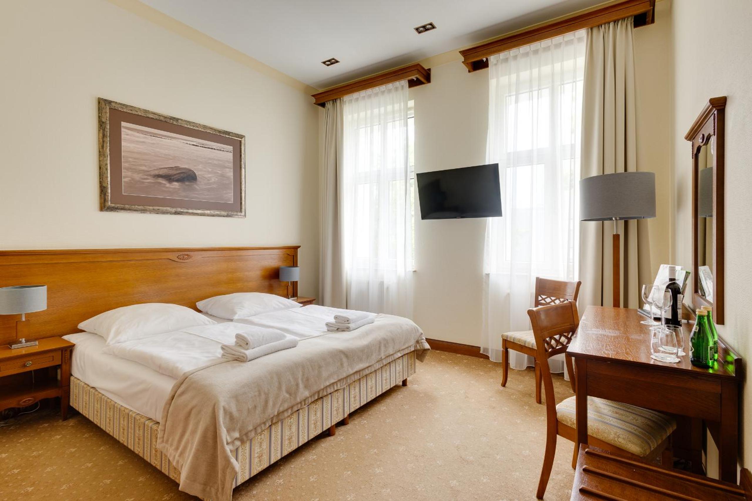 Classic Double Room - Photo 5
